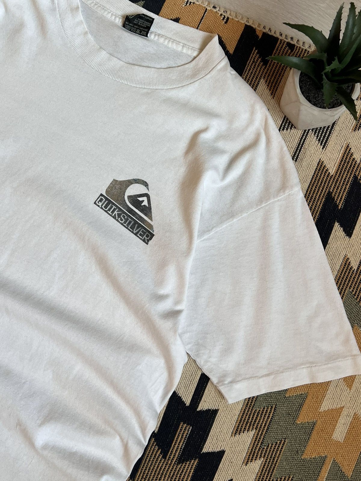 Quiksilver Quiksilver Vintage Big Logo Surf T-Shirt Size US L / EU 52-54 / 3 - 8 Thumbnail