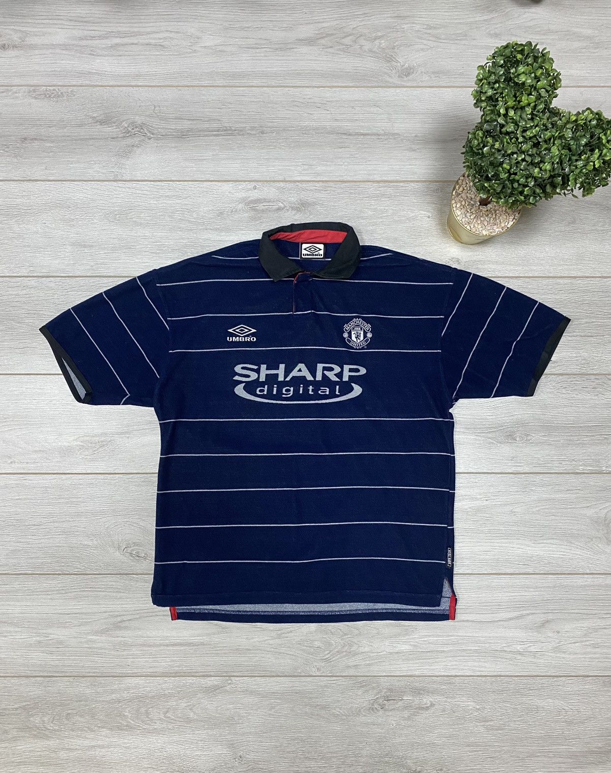Umbro Manchester United vintage sharp digital striped jersey shirt Size US M / EU 48-50 / 2 - 1 Thumbnail
