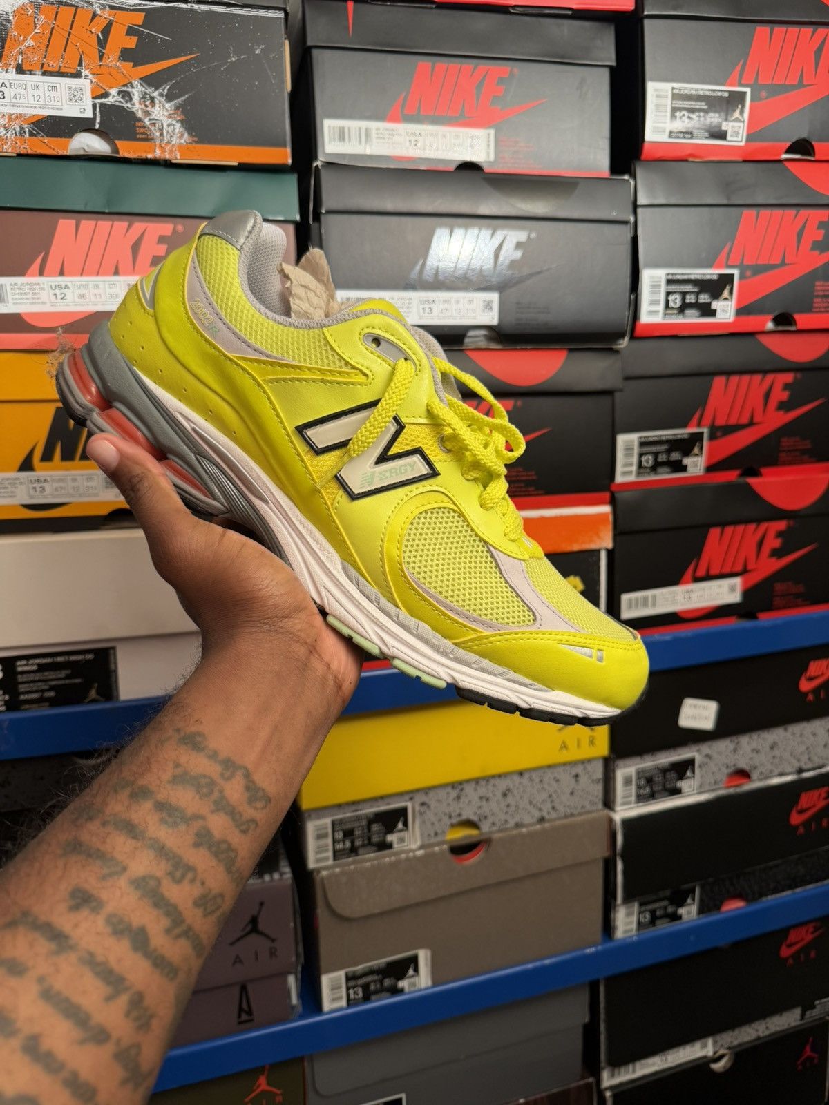New Balance New Balance 2002r volt green size 13 Size US 13 / EU 46 - 1 Thumbnail