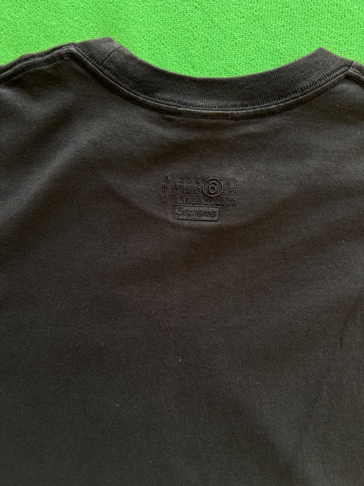 Maison Margiela × Supreme L - Supreme x MM6 Maison Margiela Money S/S Top Black dollar Size US L / EU 52-54 / 3 - 17 Thumbnail