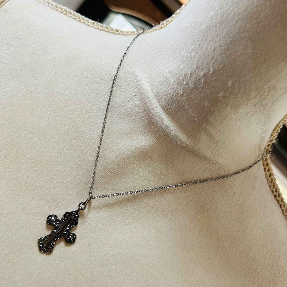 Handmade Handcrafted vintage filigree cross pendant on chain necklace Size ONE SIZE - 1 Thumbnail
