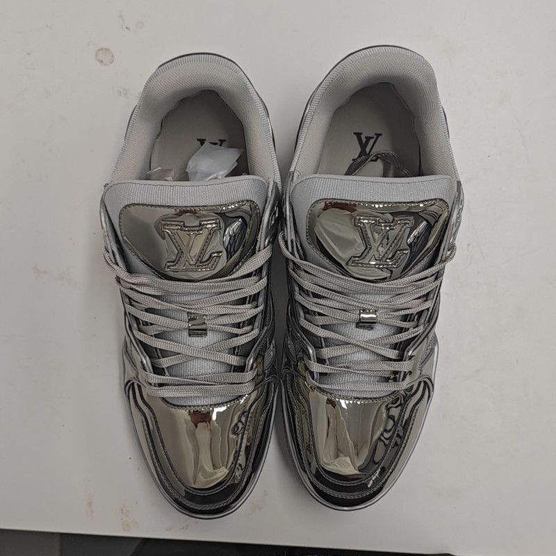 Louis Vuitton Louis Vuitton Trainer Low Fashion Sneakers in Silver -2508 Size US 9.5 / EU 42-43 - 2 Thumbnail