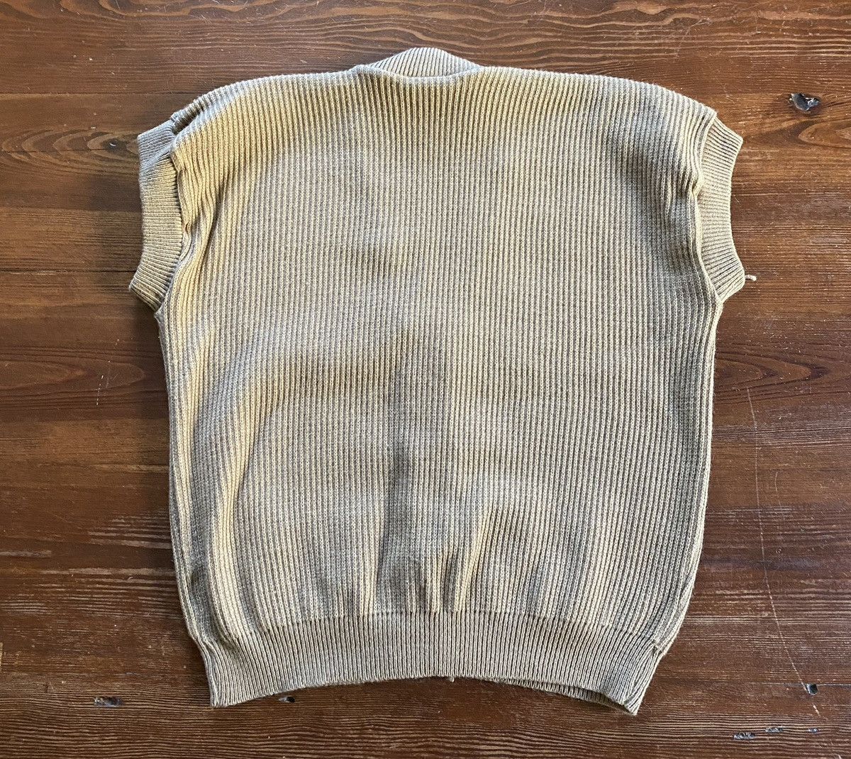Vintage Vintage 70’s Elvis Dracon Ribbed Knit Cardigan Sweater Vest Size L / US 10 / IT 46 - 8 Thumbnail