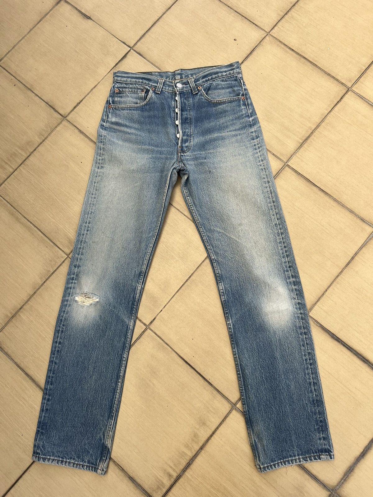 Levi's Vintage 80s Levi’s 501 Distressed Faded Blue Denim Jeans Size US 30 / EU 46 - 1 Thumbnail