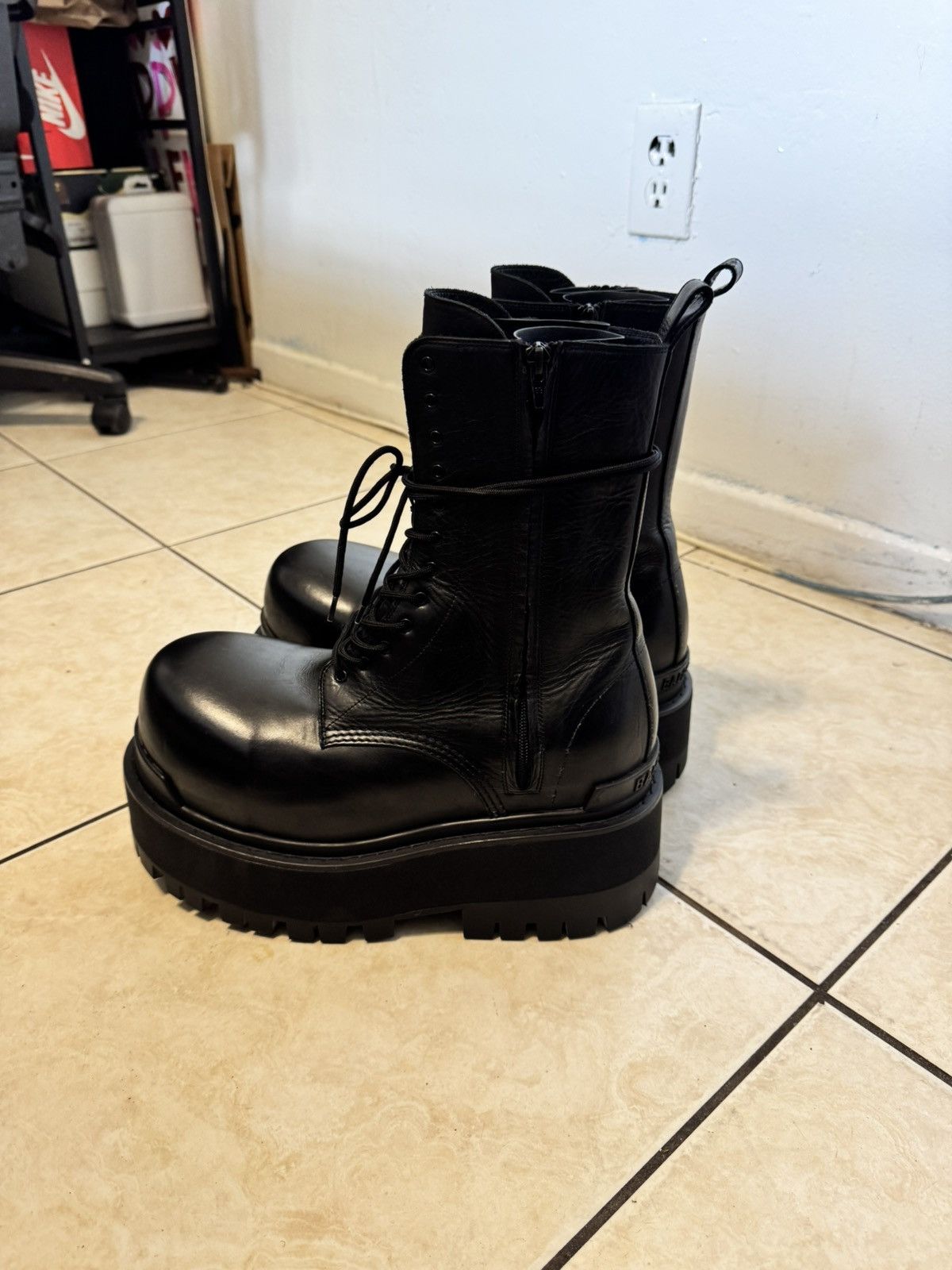 Balenciaga Giant Platform Boot (Men Size US 11.5 / EU 44-45 - 4 Thumbnail