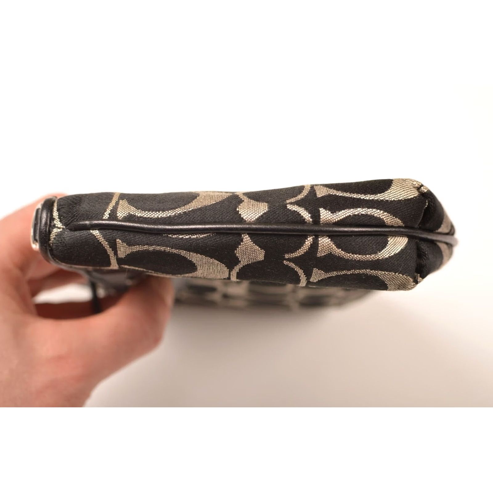 Coach Coach Signature Wristlet Clutch Bag Women Black Synthetic Leather Wristlet Size ONE SIZE - 6 Thumbnail
