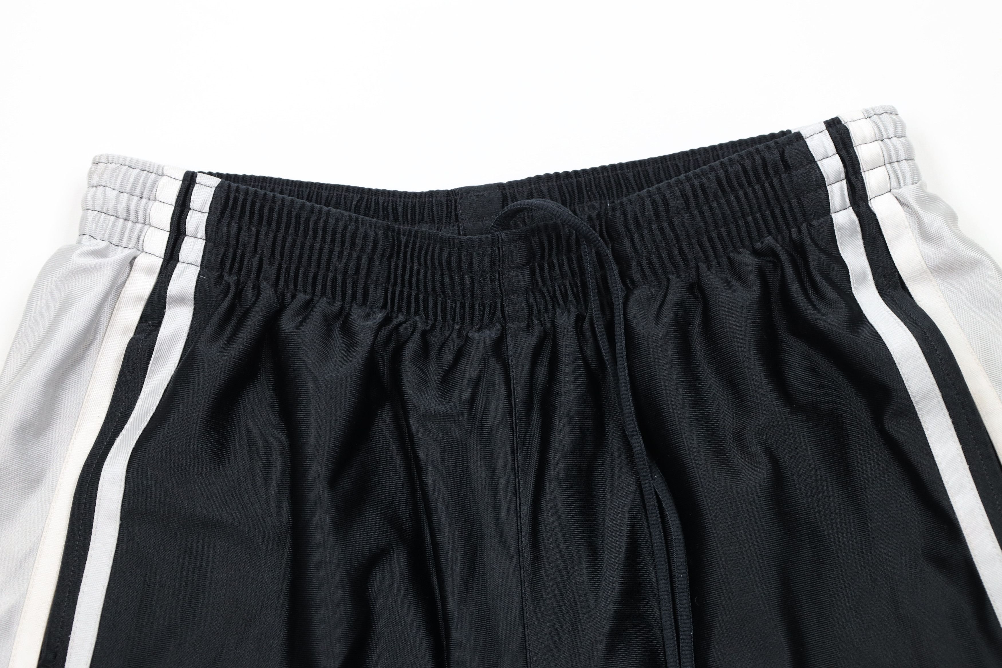 Nike × Vintage Vintage Nike Scott Mini Swoosh Heavy Basketball Shorts Size US 36 / EU 52 - 2 Thumbnail