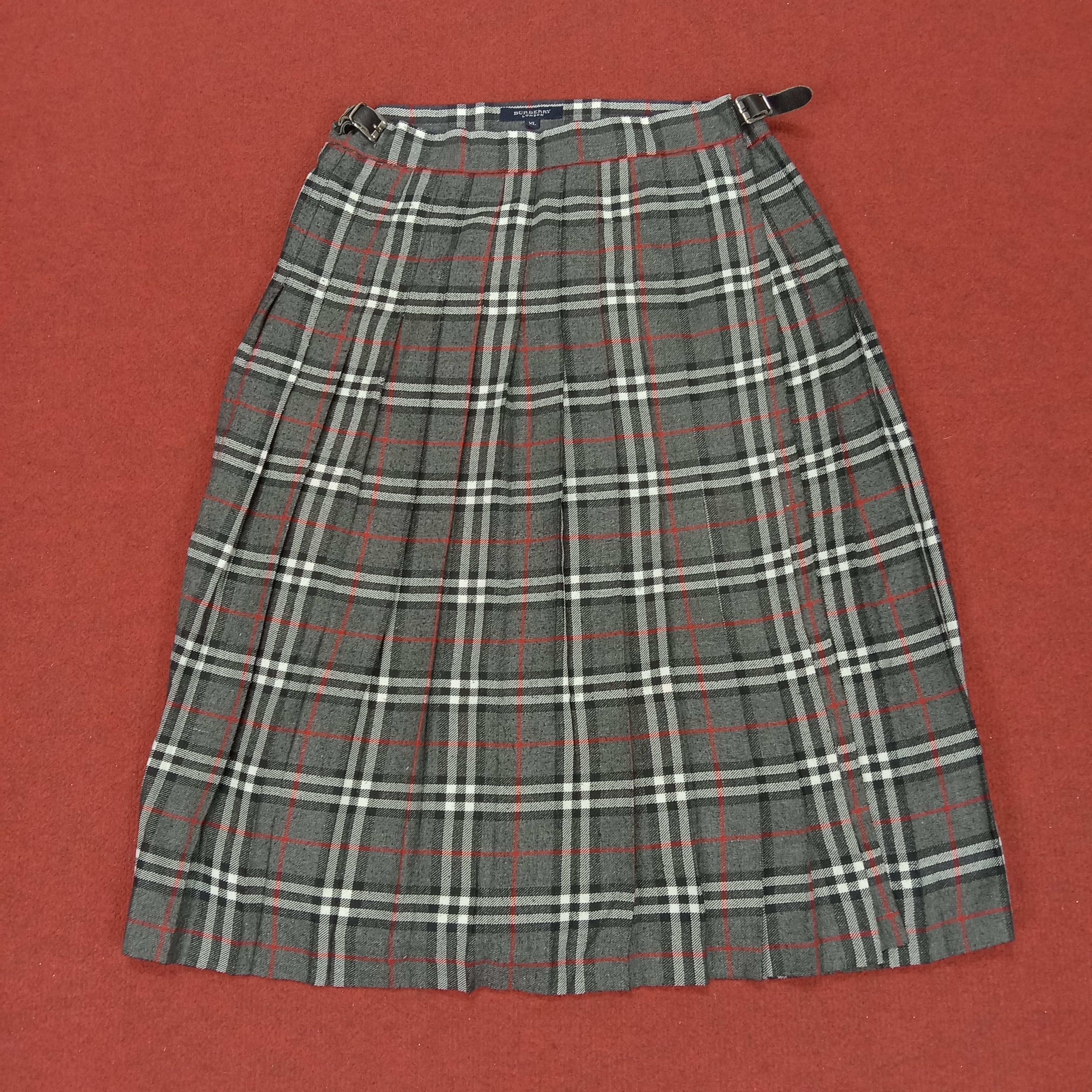 Burberry London Nova Check Design Skirt