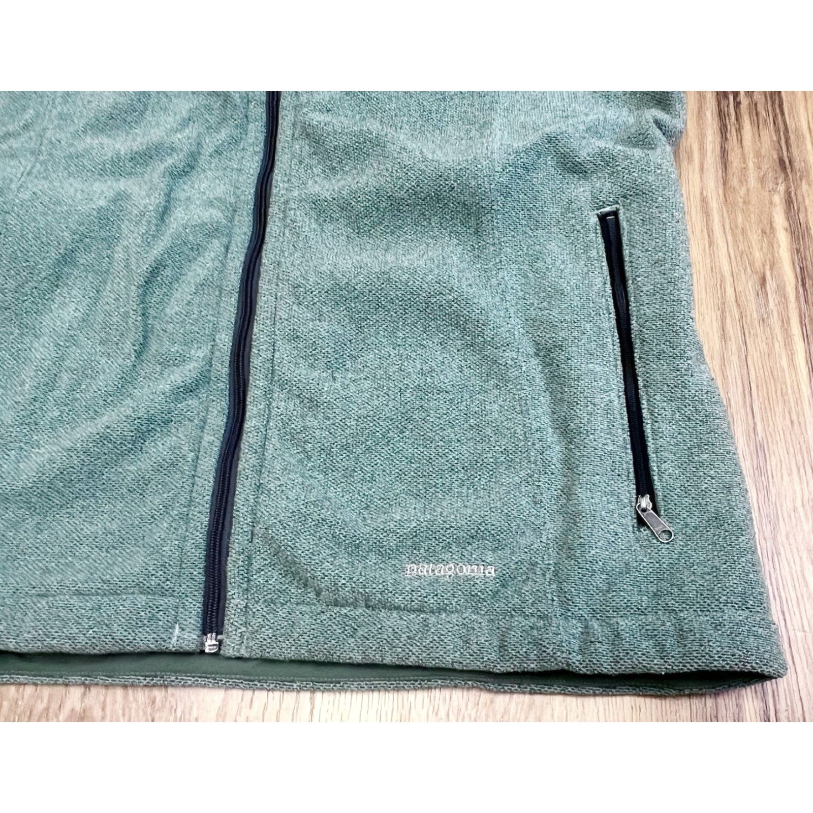Patagonia Patagonia Vest Womens L Fleece Full Zip Windproof Synchilla Logo Pockets Mid-Length Green Size L / US 10 / IT 46 - 4 Thumbnail