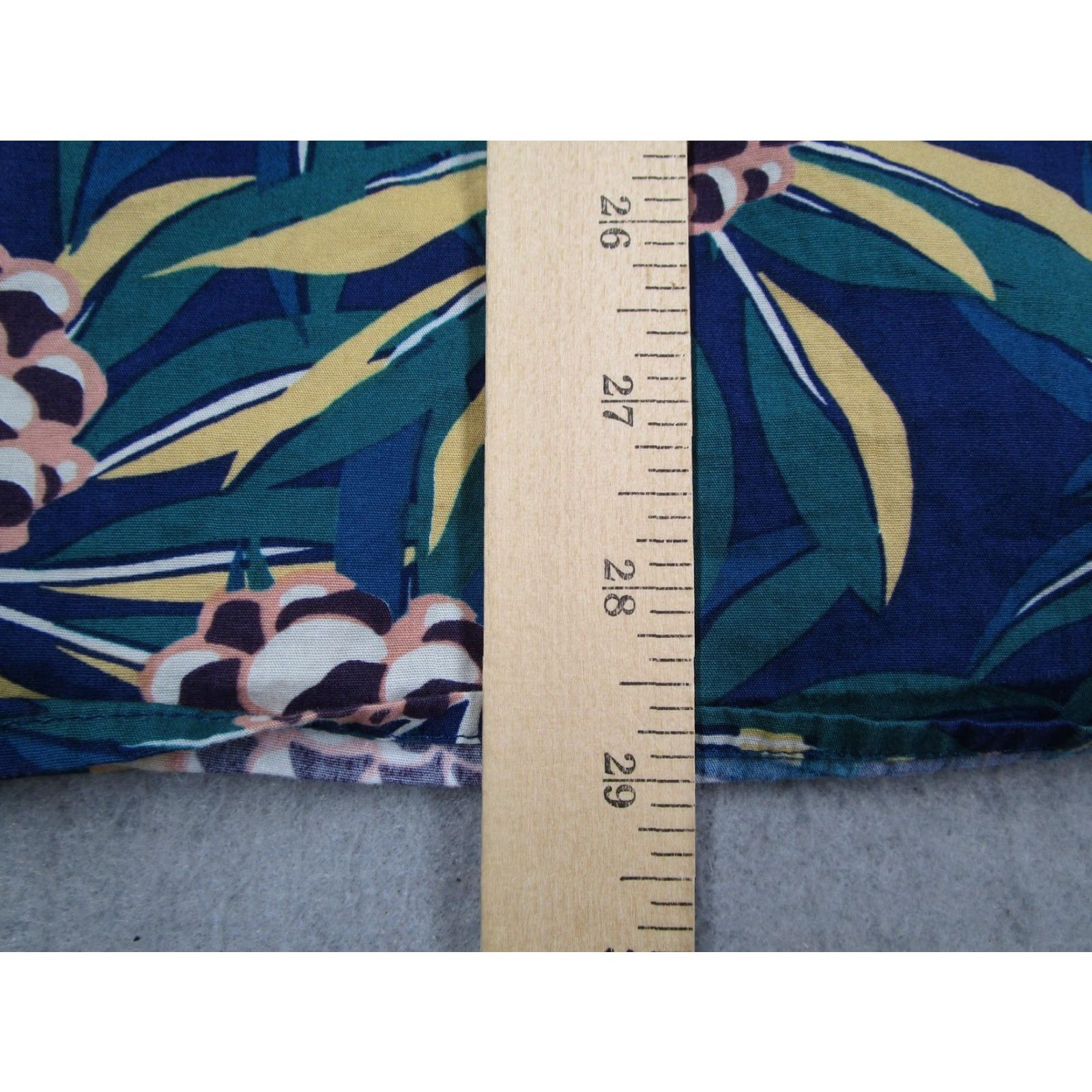 Katin Katin Blue Hawaiian Aloha Shirt Adult XL Short Sleeve Button-Up Floral Tropical Mens Size US XL / EU 56 / 4 - 7 Thumbnail