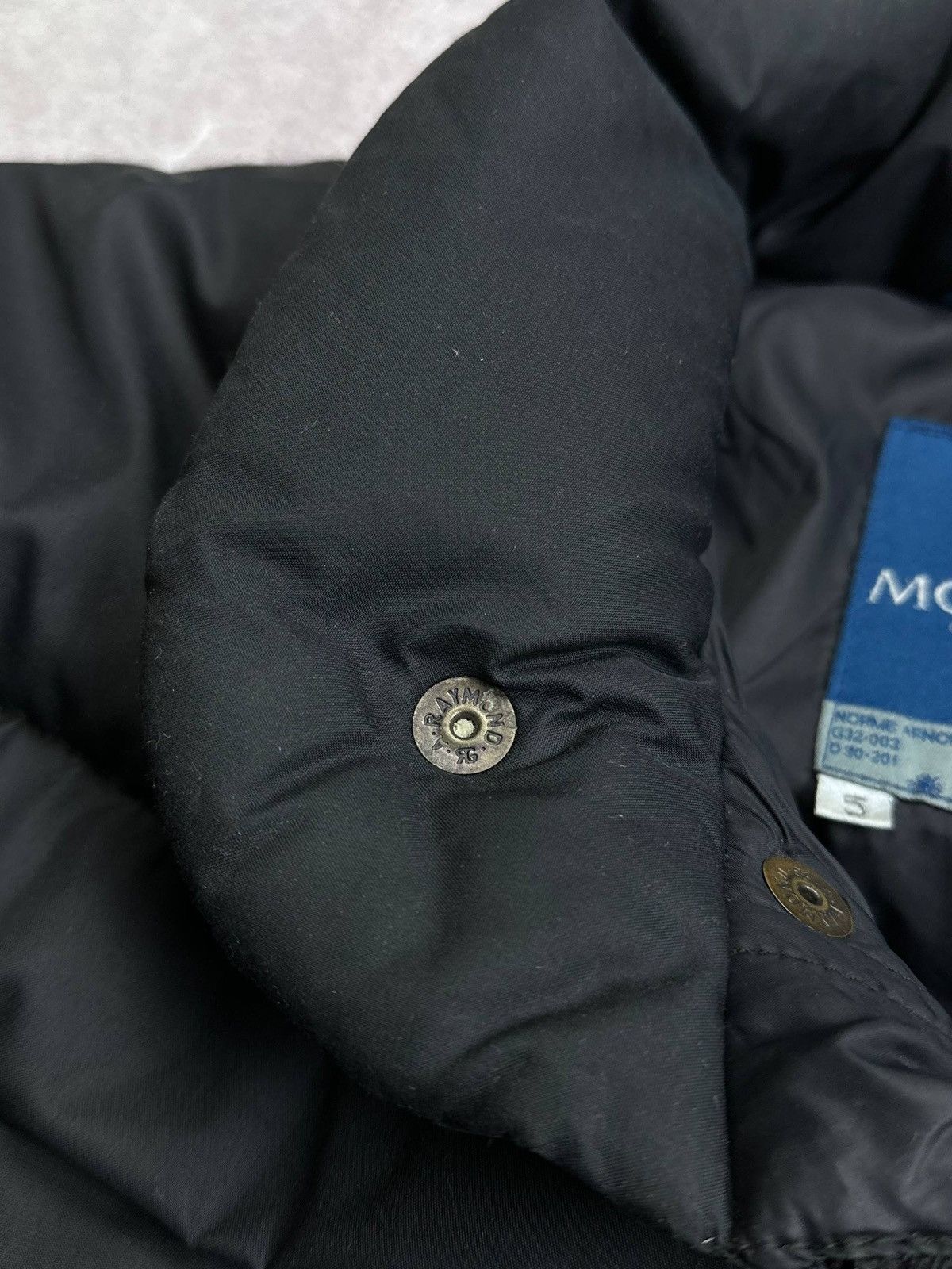 Moncler Grenoble Vintage 90s Moncler Grenoble Puffer Jacket Rare XL Size US XL / EU 56 / 4 - 5 Thumbnail