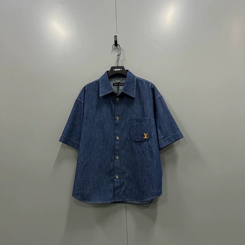 Louis Vuitton Louis Vuitton Blue Embroidered Logo Shirt-dmc Size US L / EU 52-54 / 3 - 1 Thumbnail