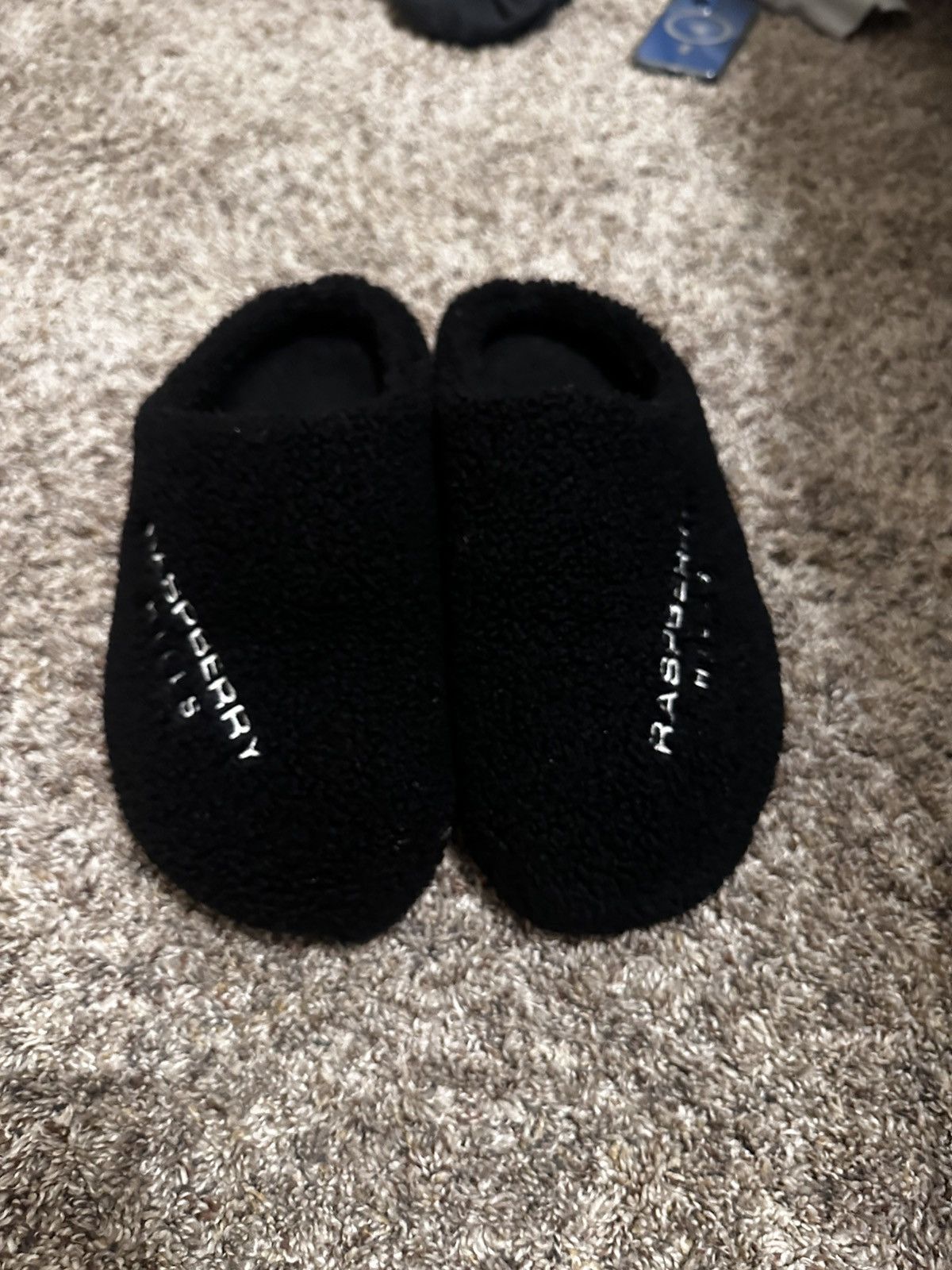 The GV Gallery Raspberry Hills “Stacy from the woods” Slides Size US 11 / EU 44 - 1 Thumbnail