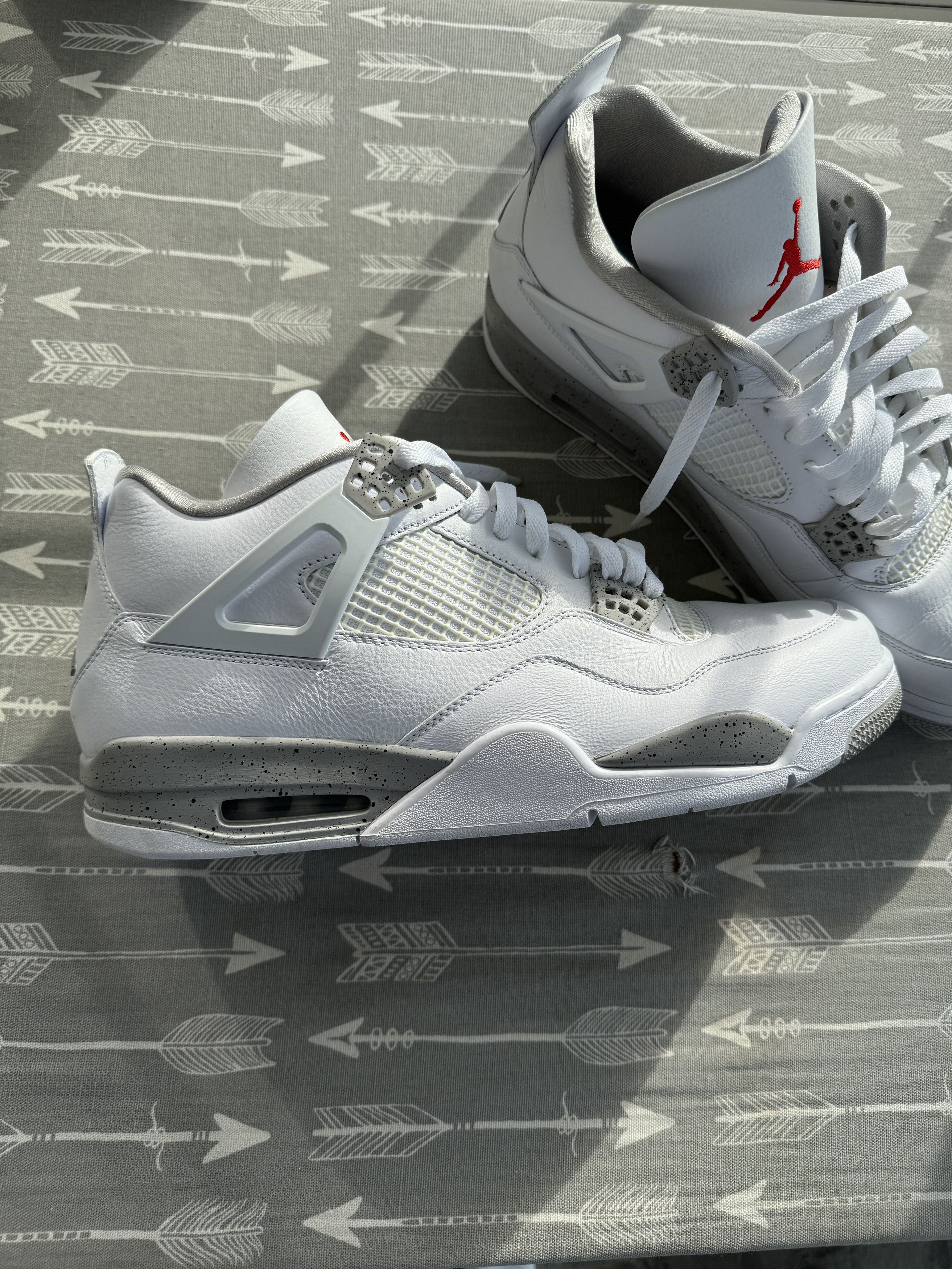 Jordan Brand Air Jordan 4 Retro 'White Oreo' Size US 14 / EU 47 - 1 Thumbnail