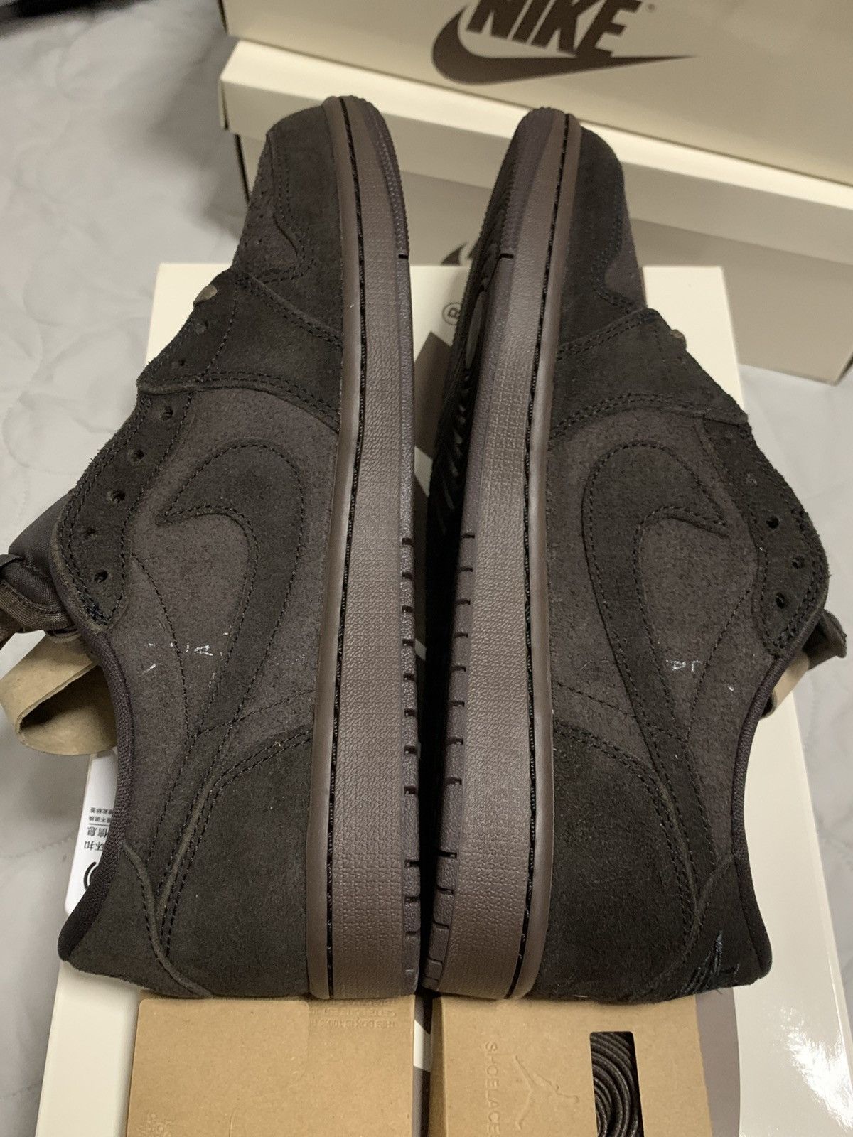 Jordan Brand Jordan 1 Travis Scott Vetvet Brown Retro Low TS Size US 9.5 / EU 42-43 - 8 Thumbnail