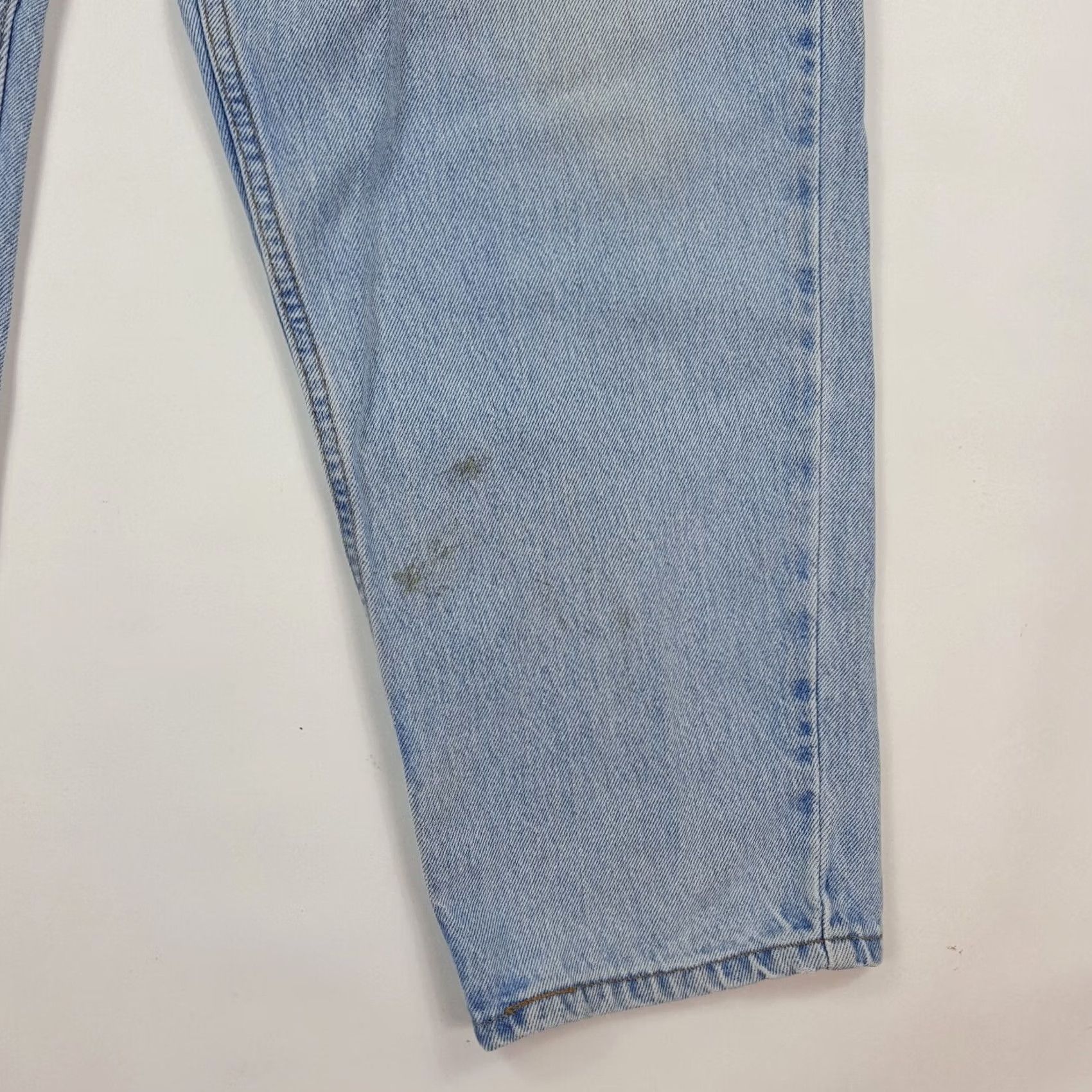 Levi's Vintage Levi's Jeans 560 Loose Fit Denim Blue 36x30 Tapered 90s Grunge Rock USA Mens Jeans Size US 36 / EU 52 - 4 Thumbnail