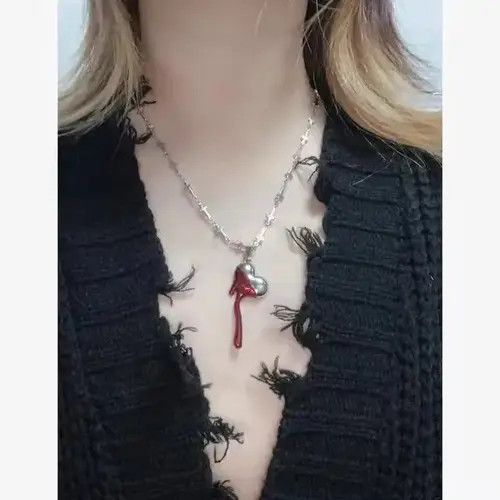 Jewelry × Vintage Red Bloody Love Heart Pendant Necklace Size ONE SIZE - 2 Thumbnail