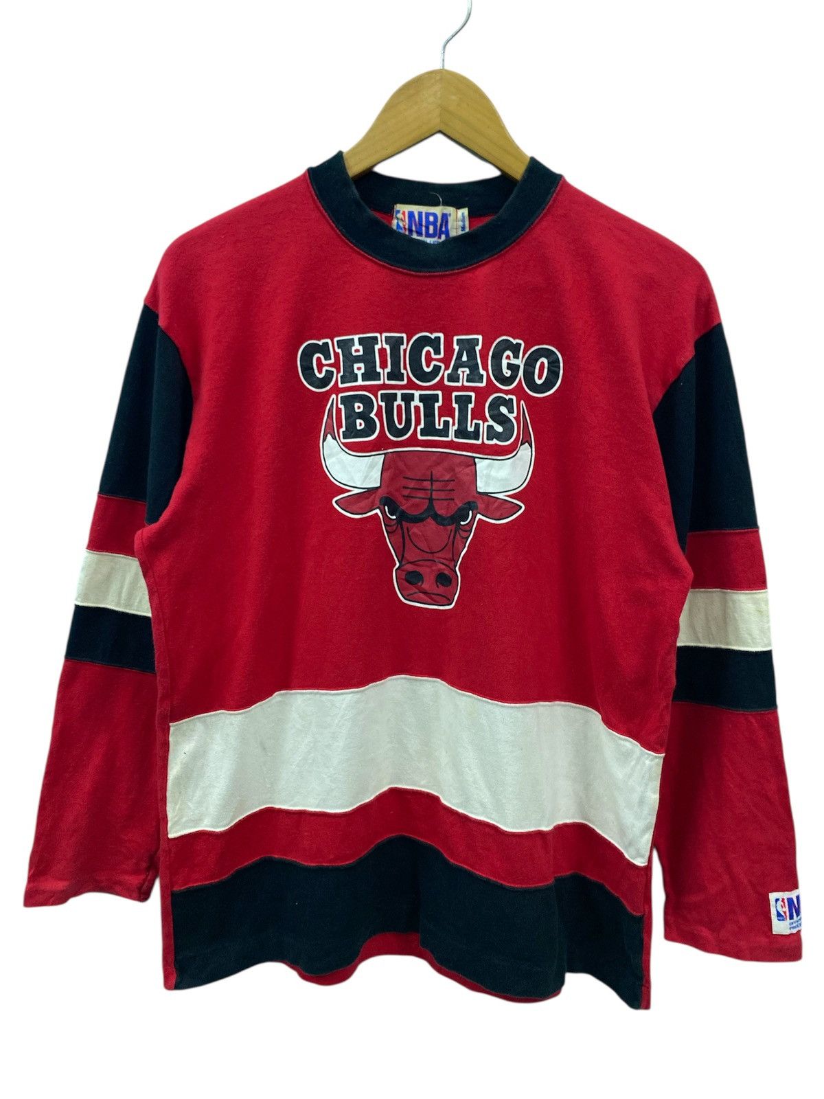 Vintage NBA CHICAGO BULLS long sleeve tee