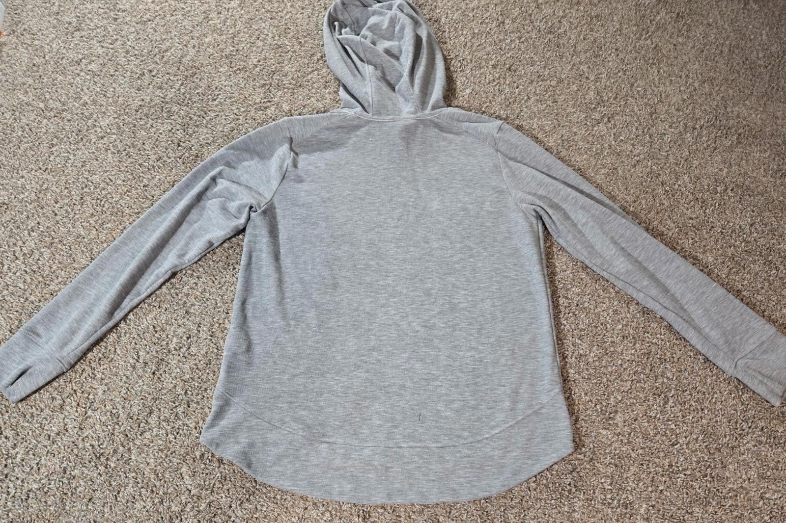 Under Armour under armour loose long tail hoodie Small Size US S / EU 44-46 / 1 - 9 Thumbnail