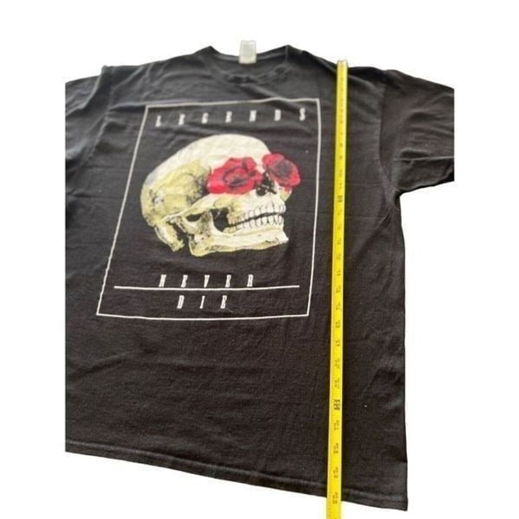 Vintage Vintage Legends Never Die Skull Shirt Mens 2XL Size US XL / EU 56 / 4 - 6 Thumbnail