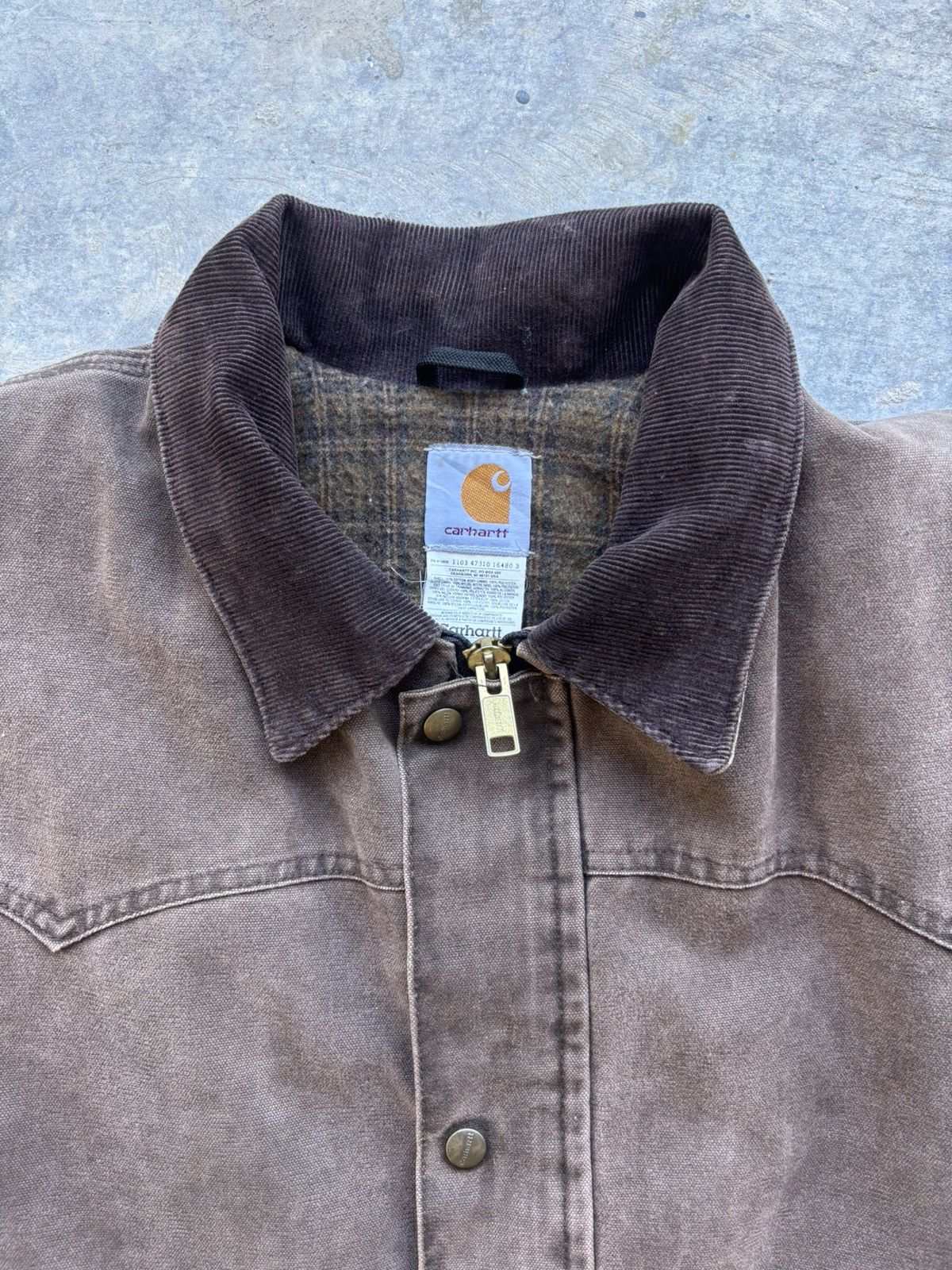 Carhartt × Vintage Vintage Carhartt Cedar Brown Chore Jacket Size US XL / EU 56 / 4 - 2 Thumbnail
