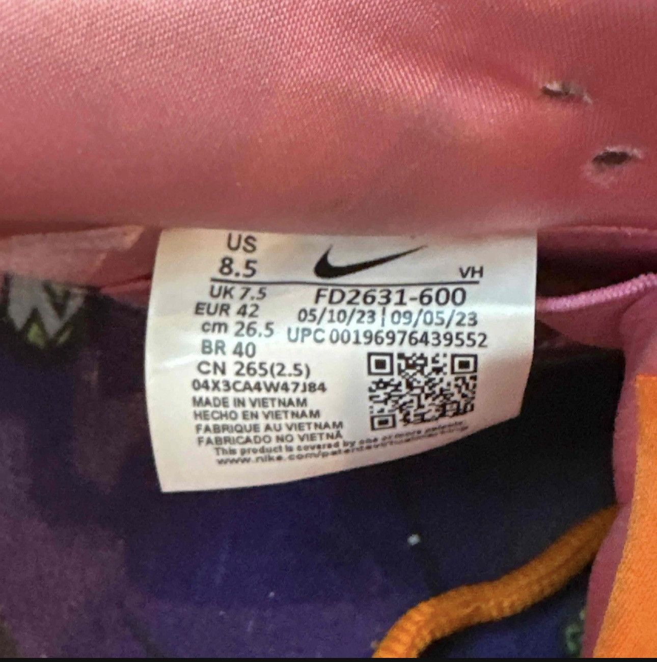 Nike SB Nike Sb Dunk Low Powerpuff Girls Blossom Size US 8.5 / EU 41-42 - 8 Thumbnail