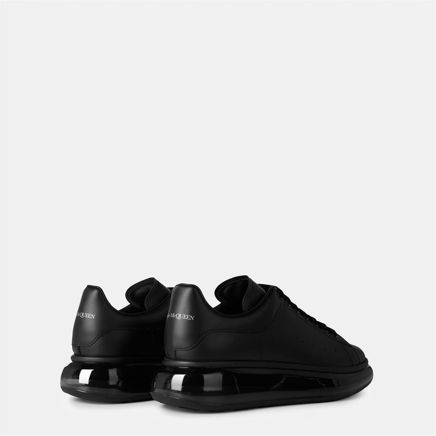 Alexander McQueen o1g2r1mq0326 Oversized Trainers in Black Size US 6 / EU 39 - 5 Thumbnail