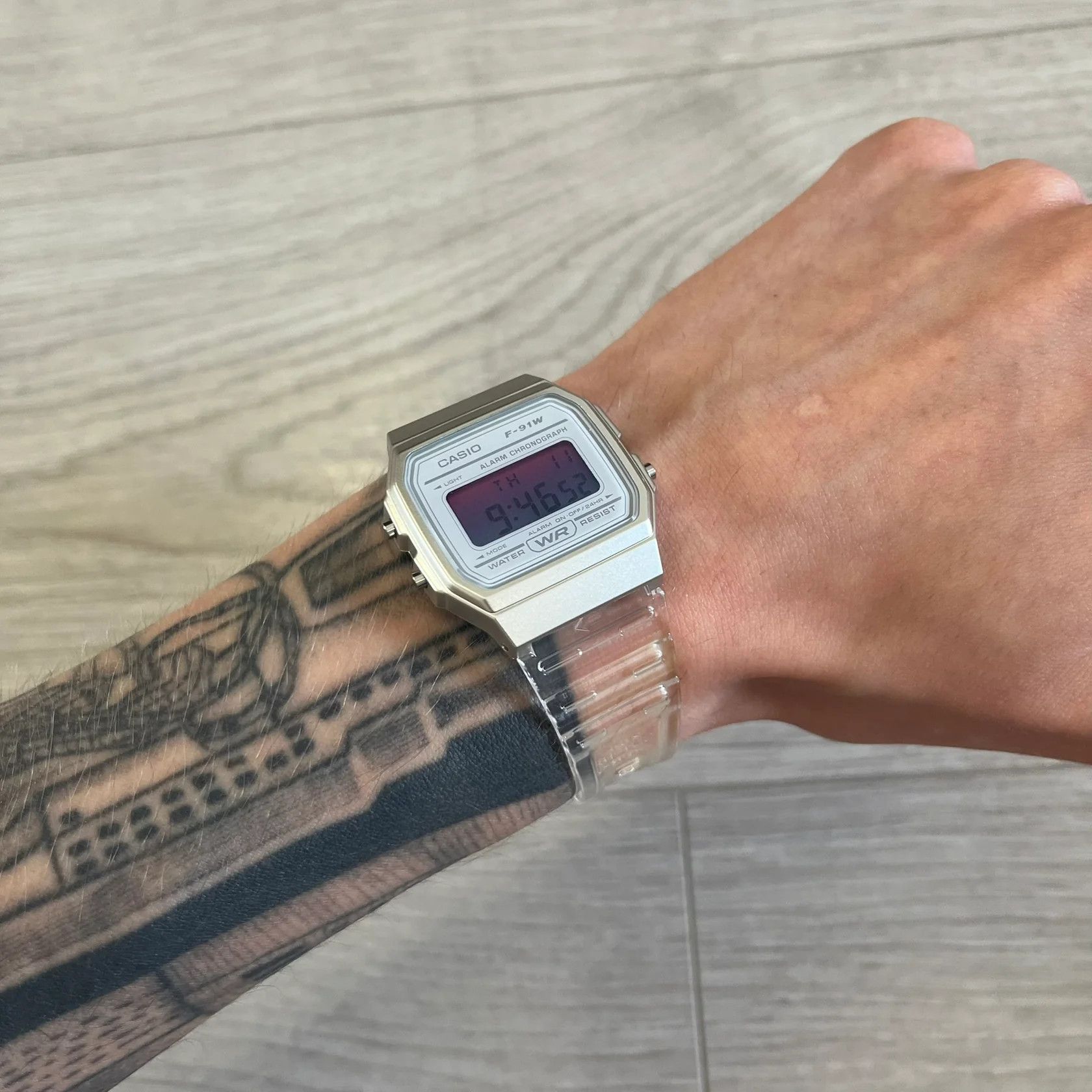 Casio Casio F-91W "Synthwave" Gradient & Clear Digital Watch Size ONE SIZE - 4 Thumbnail