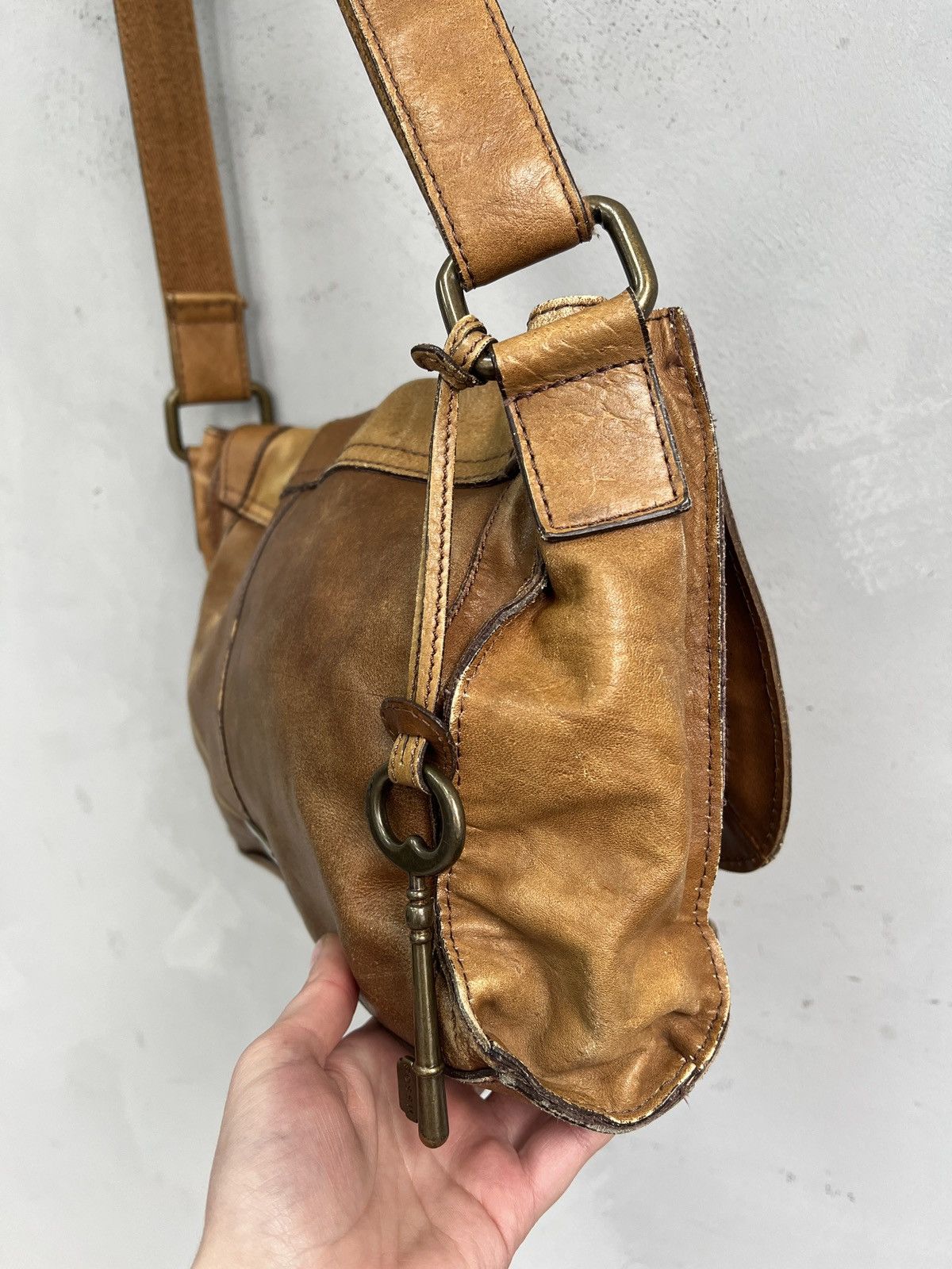 Fossil Kmrii style leather avant garde shoulder bag y2k Size ONE SIZE - 7 Thumbnail