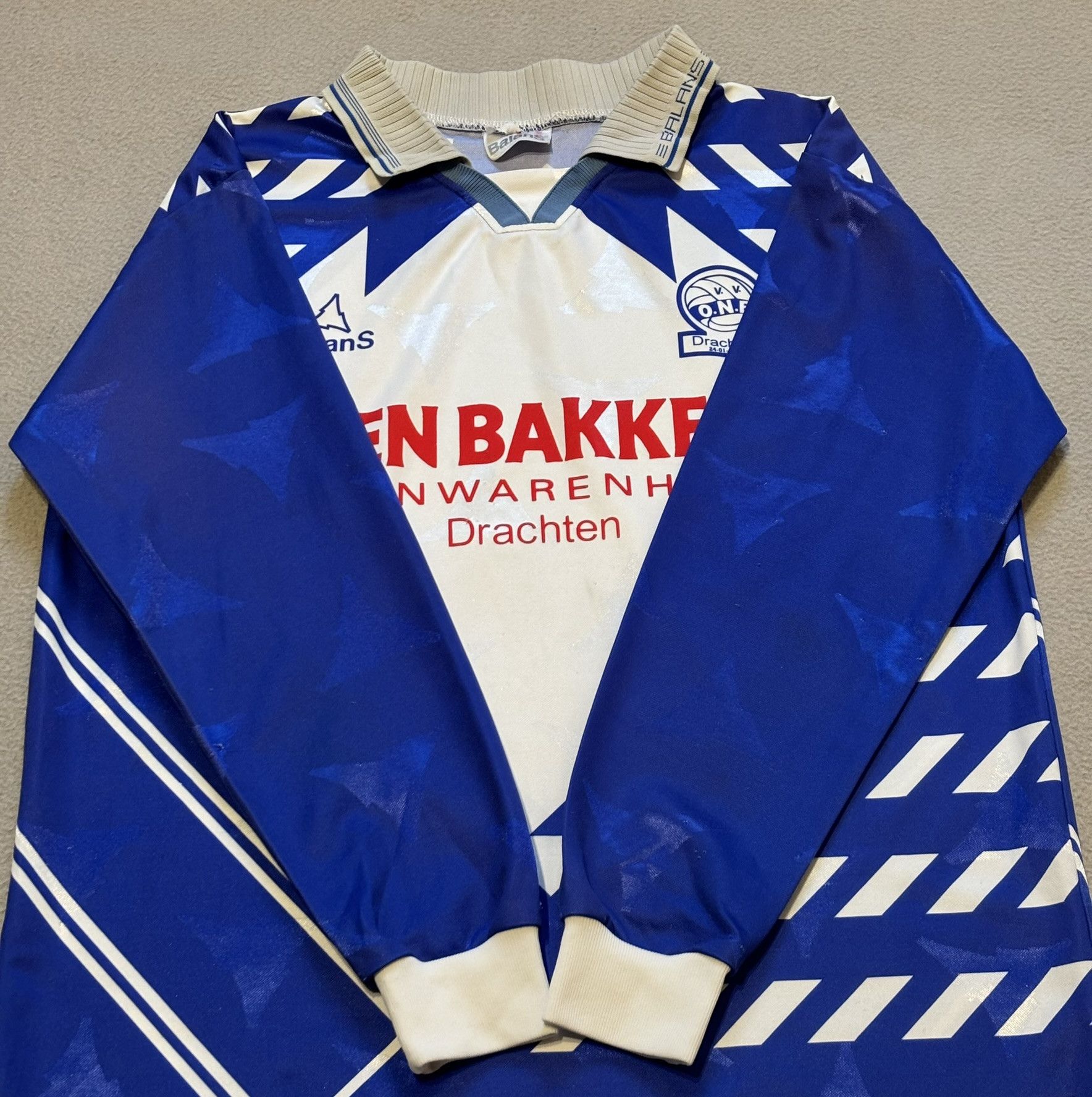 Other VV ONB Drachten Balance Football Jersey Size S Size US S / EU 44-46 / 1 - 10 Thumbnail
