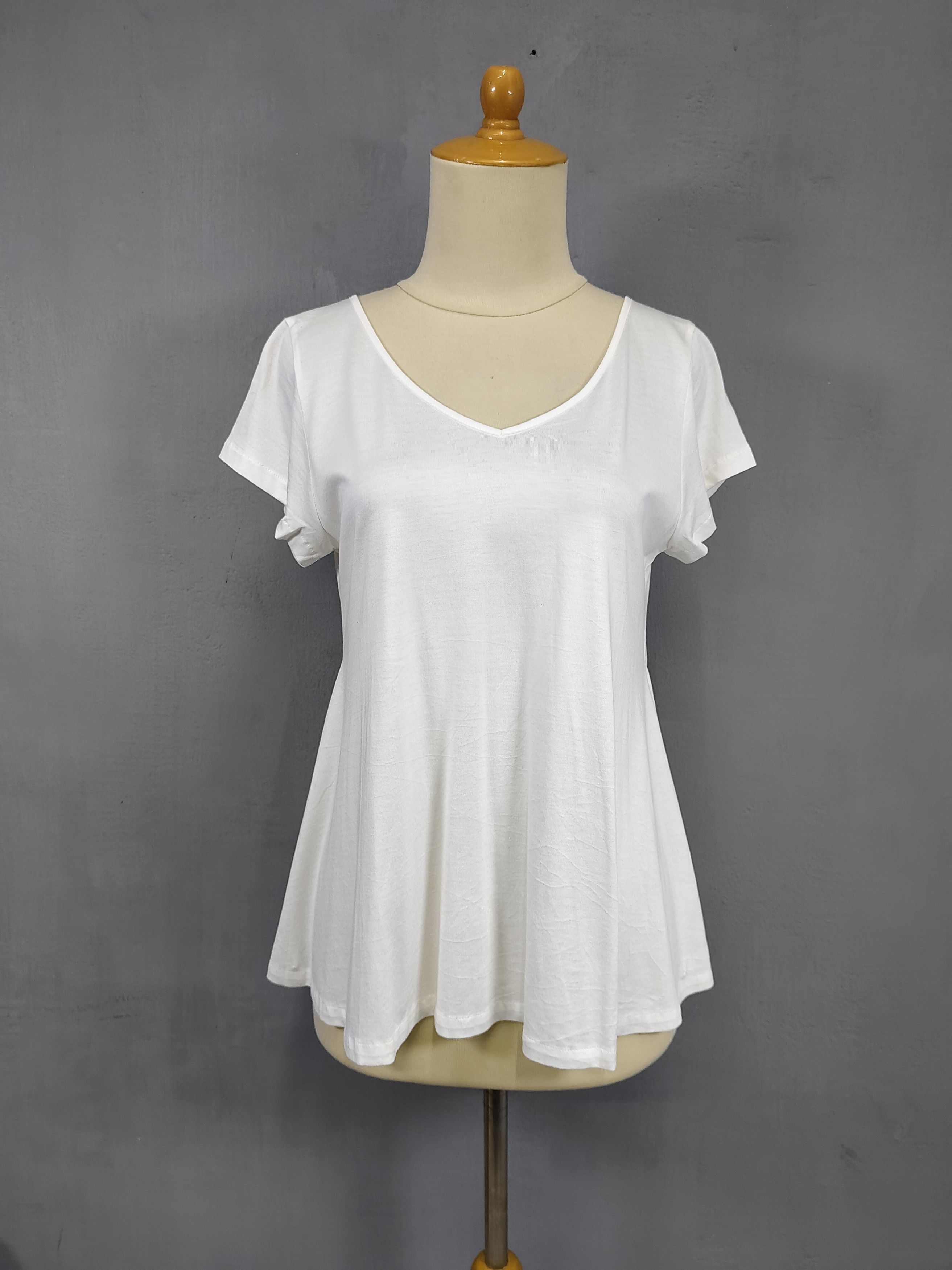 Tomorrowland Tomorrowland Collection 🇯🇵 Minimal Peplum Flare Hem Top Size M / US 6-8 / IT 42-44 - 2 Thumbnail