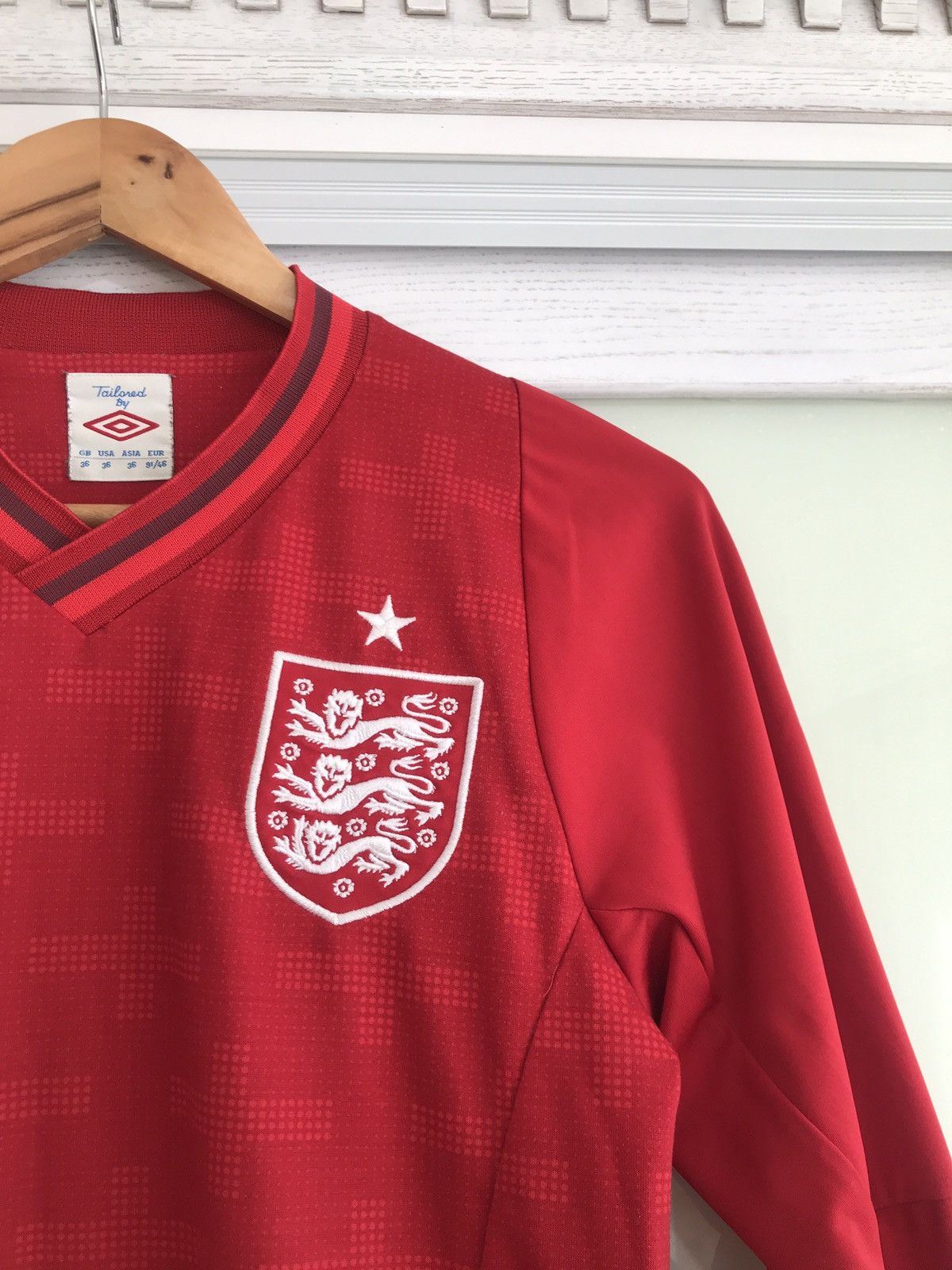 Umbro England 2012-2013 Home Goalkeeper Soccer Jersey Football Kit Size US S / EU 44-46 / 1 - 6 Thumbnail