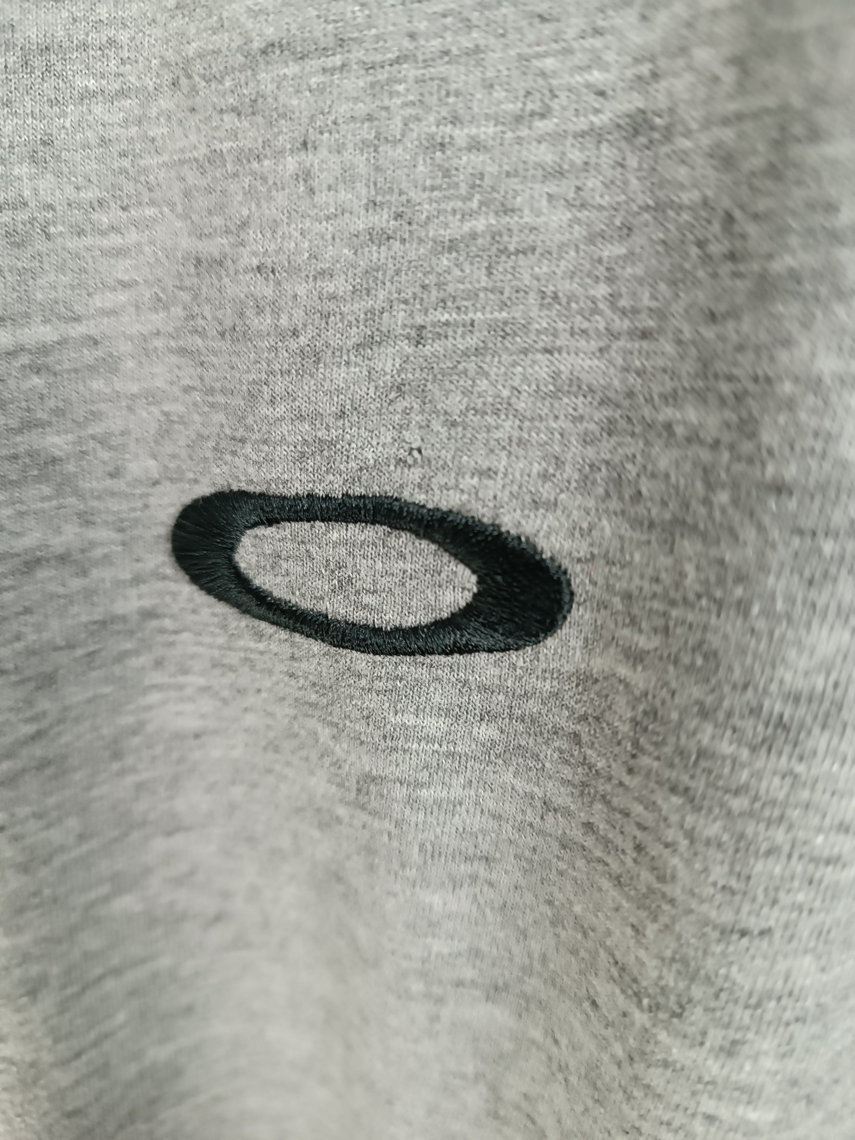 Oakley VINTAGE 90'S OAKLEY SOFTWARE EMBROIDERED MID LOGO VERY RARE Size US M / EU 48-50 / 2 - 6 Thumbnail