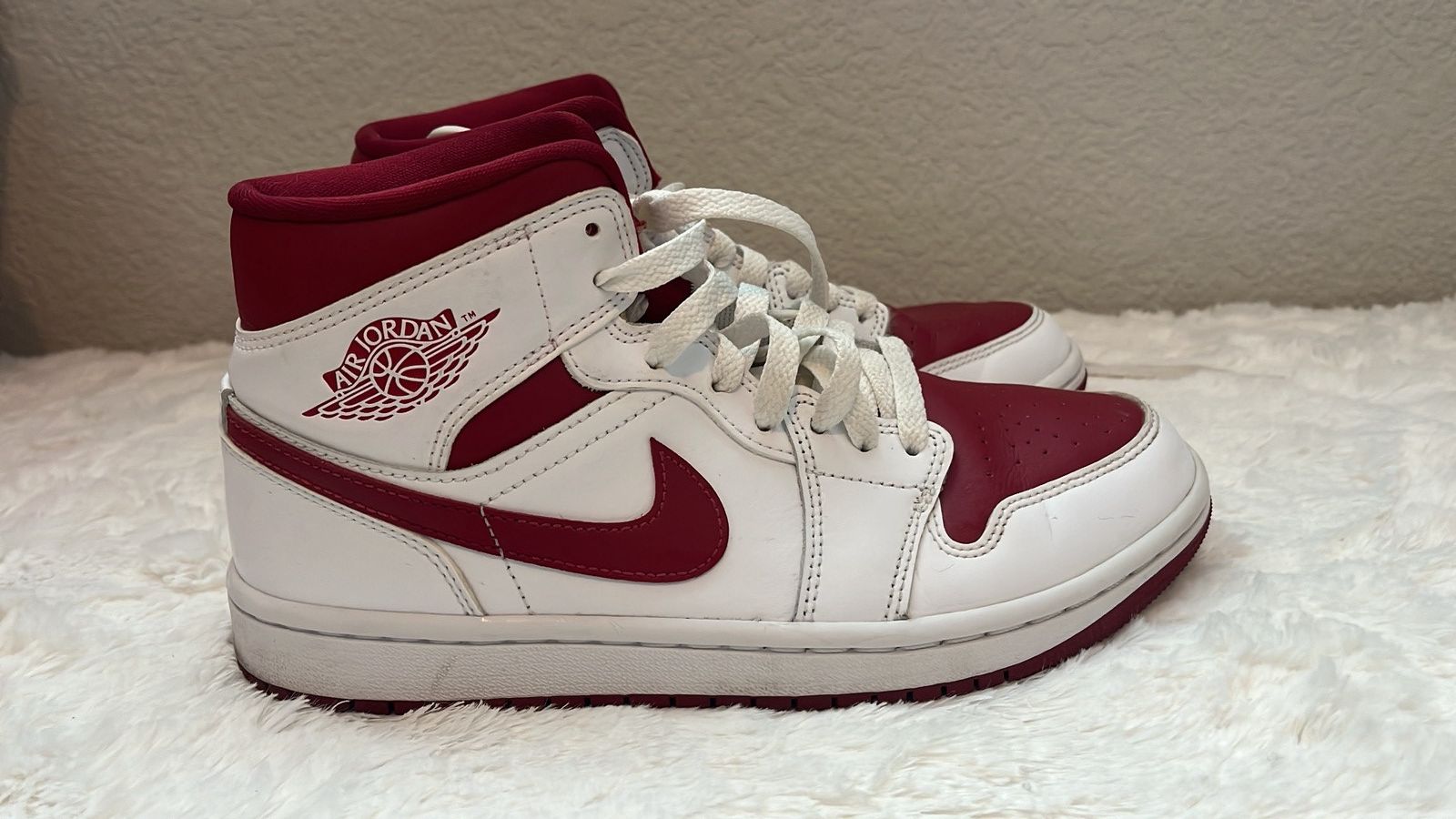 Jordan Brand JORDAN 1 MID REVERSE CHICAGO Size US 7 / IT 37 - 2 Thumbnail