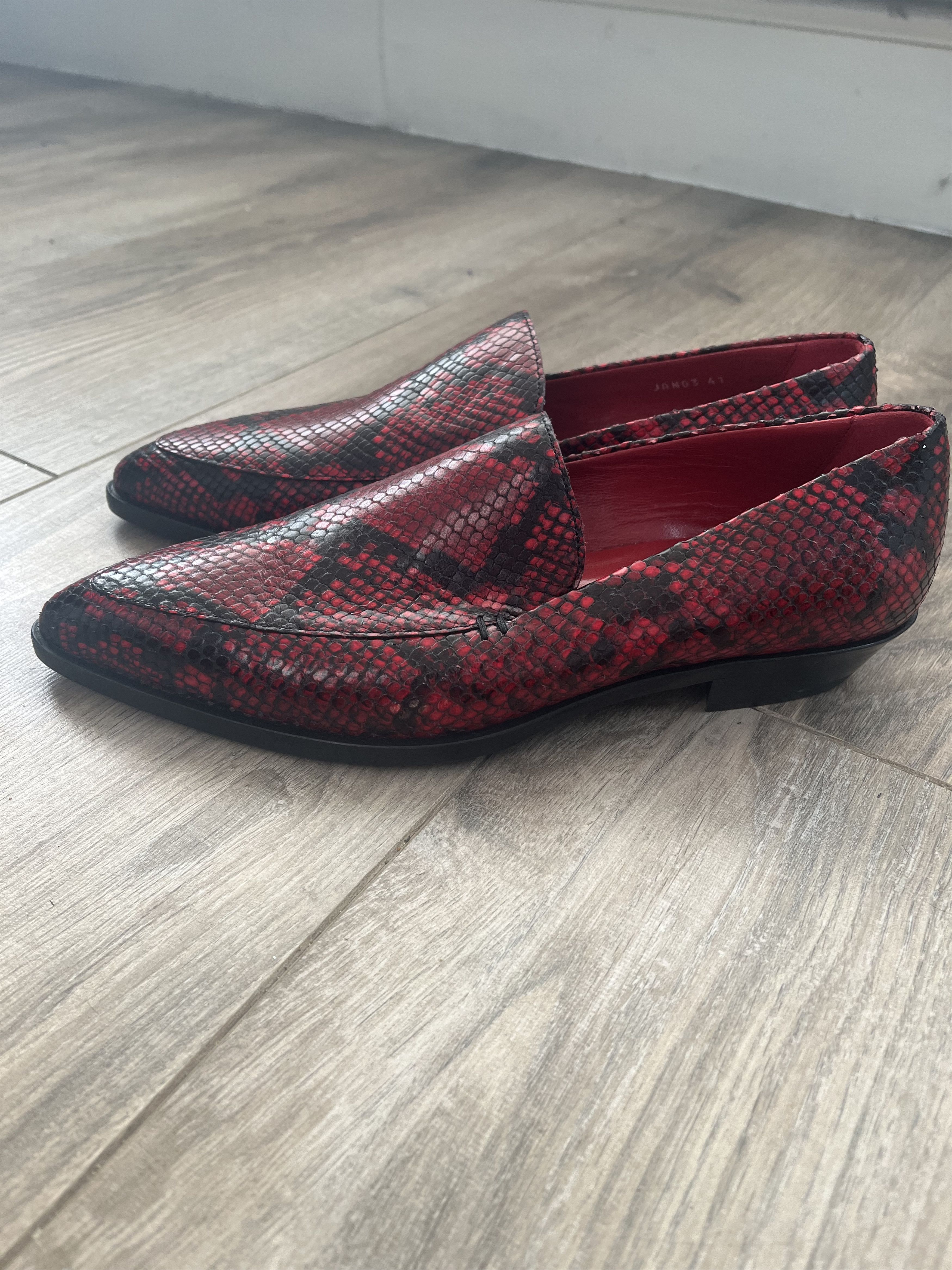 Paul Smith Red and black leather snakeskin design loafers/flats Size US 10 / IT 40 - 17 Thumbnail