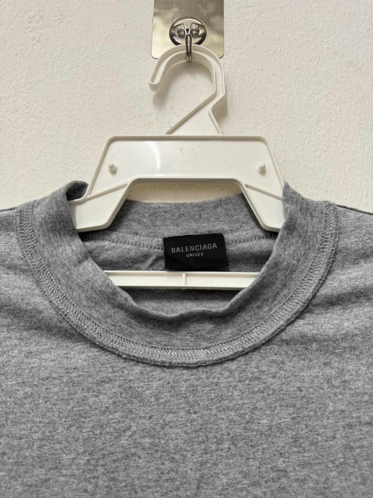 Balenciaga Balenciaga Ebay Embroidered Centre Logo T shirt Size US XS / EU 42 / 0 - 3 Thumbnail