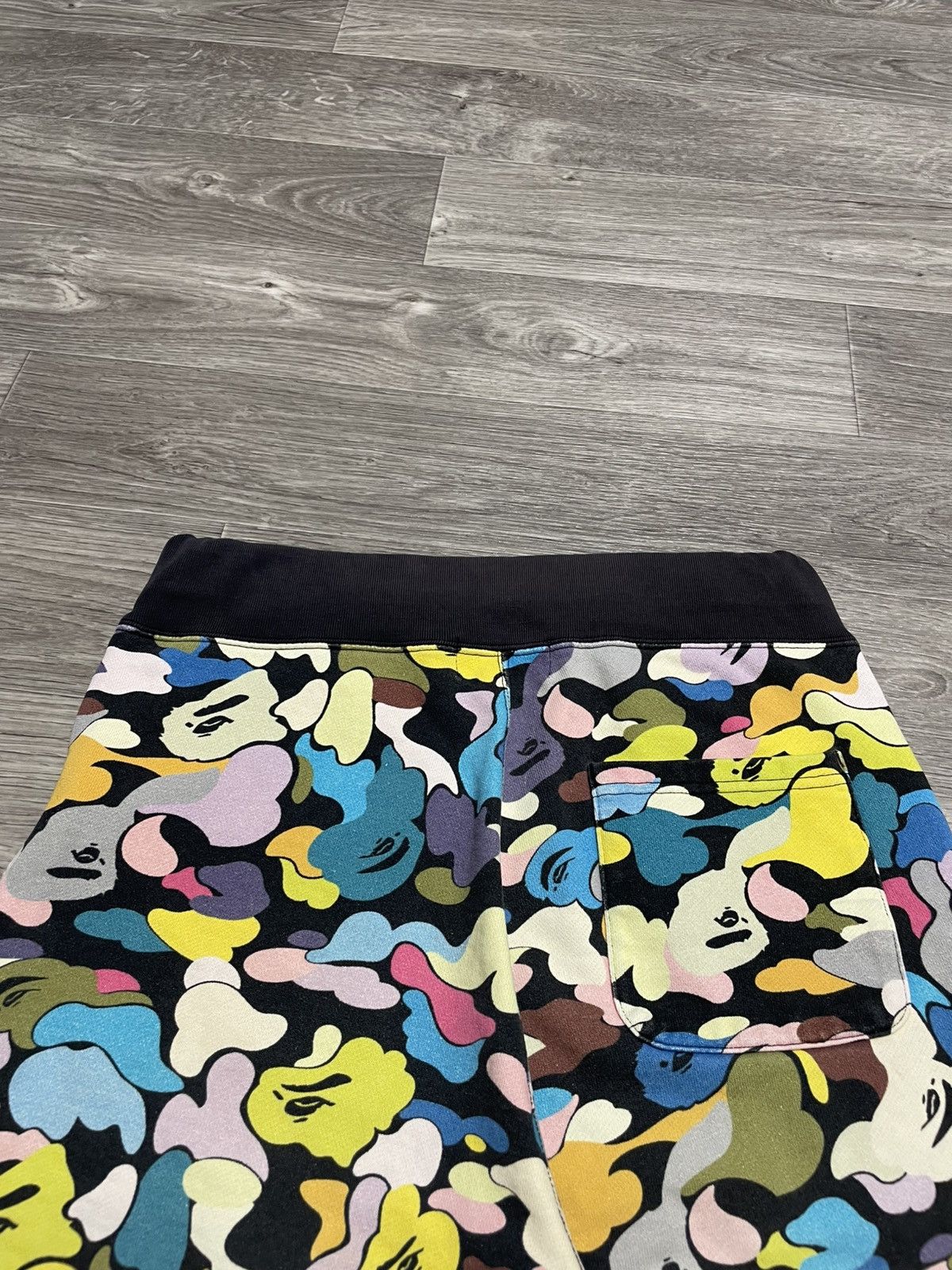 Bape Bape Multi Camo Shark Sweat Shorts SS18 Size US 30 / EU 46 - 24 Thumbnail
