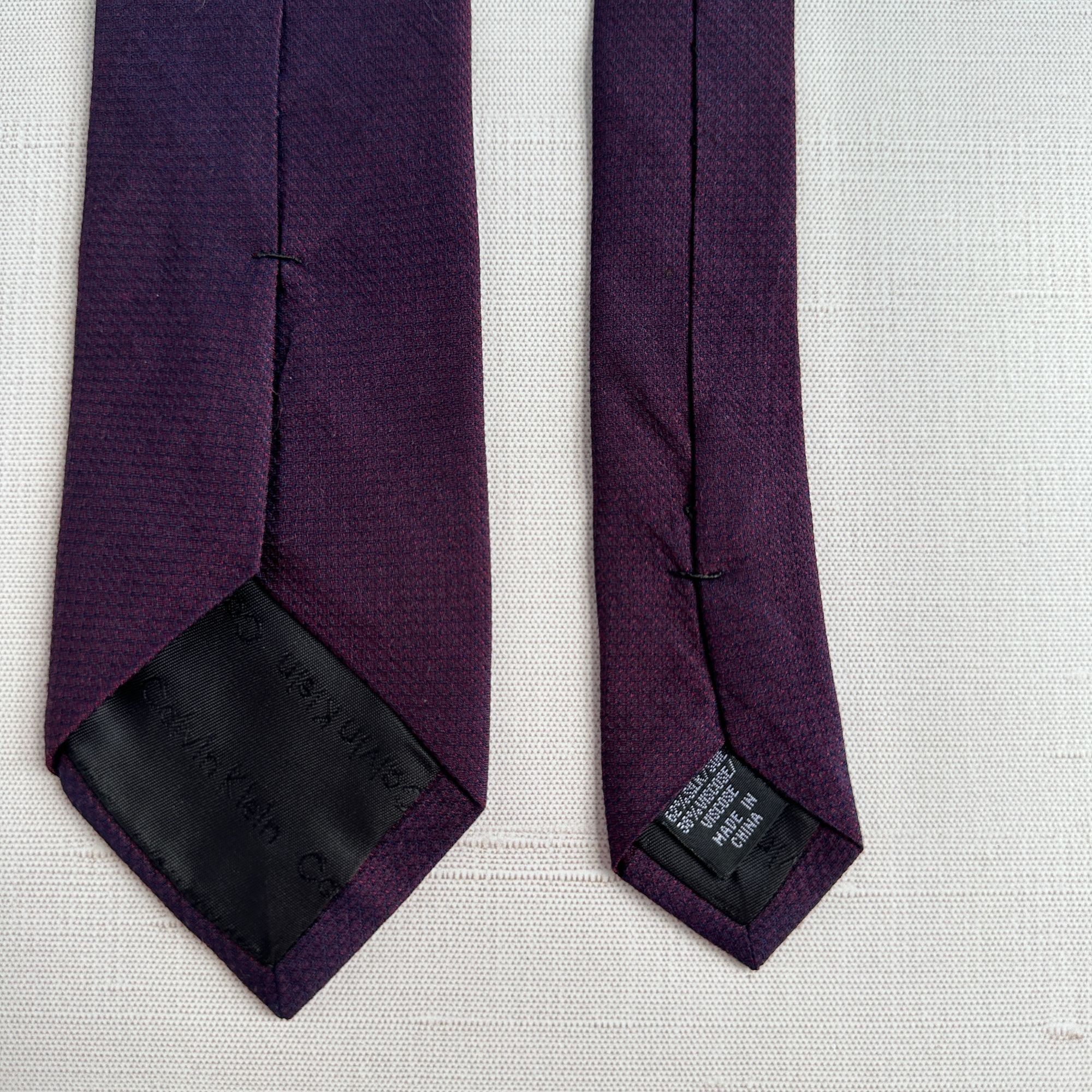 Calvin Klein Calvin Klein Men’s Tie Burgundy Slim 58” x 2.5” Textured Sil Size ONE SIZE - 6 Thumbnail