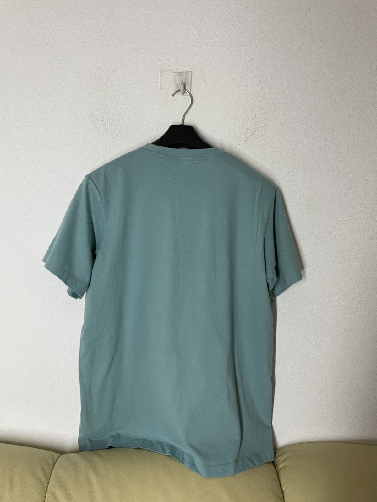 Kaws × Uniqlo Uniqlo X Kaws T Shirt tee Size US L / EU 52-54 / 3 - 10 Thumbnail