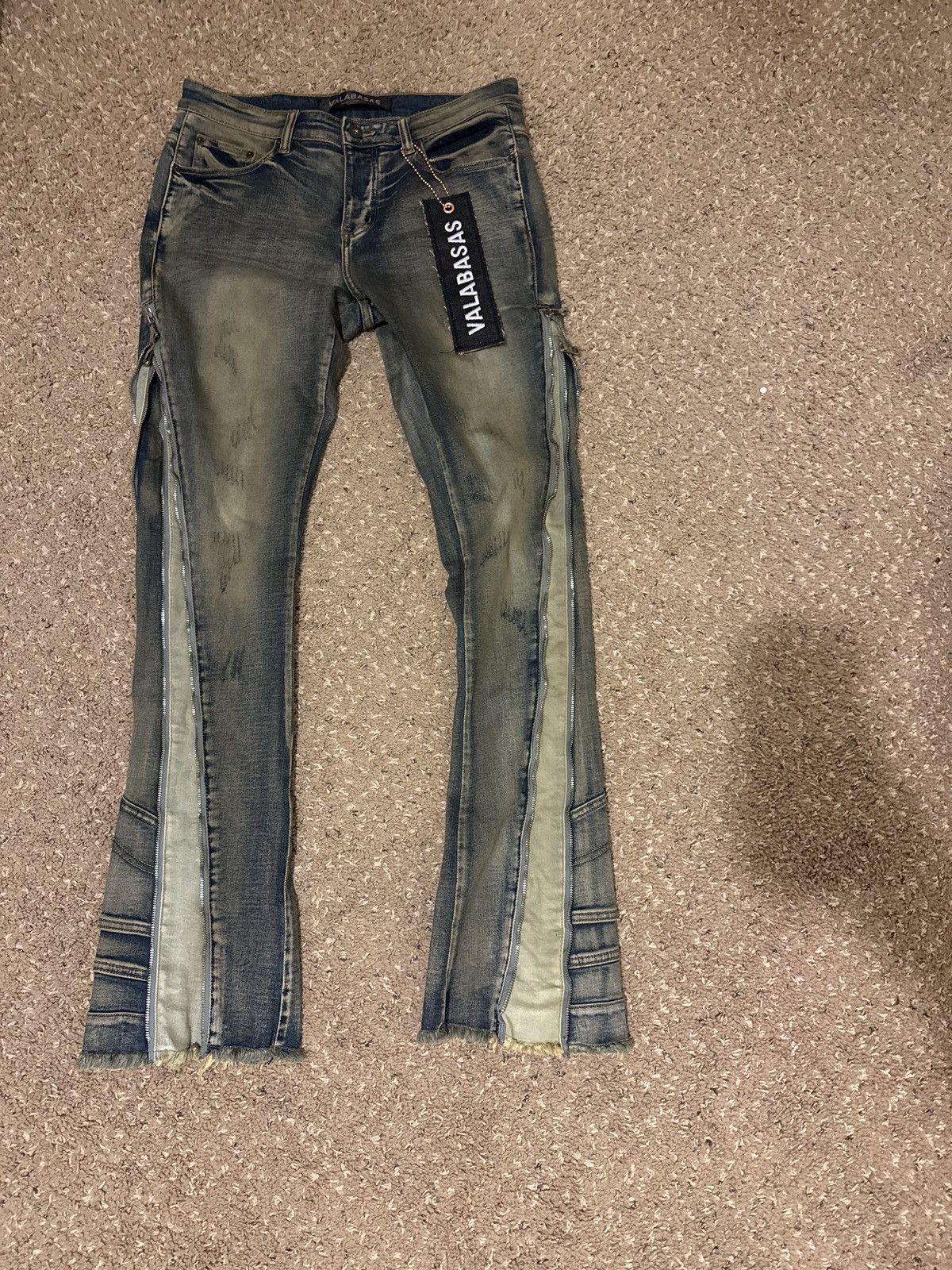 Valabasas "ADAPT" VINTAGE V LT.BLUE STACKED FLARE JEAN Size US 34 / EU 50 - 2 Thumbnail