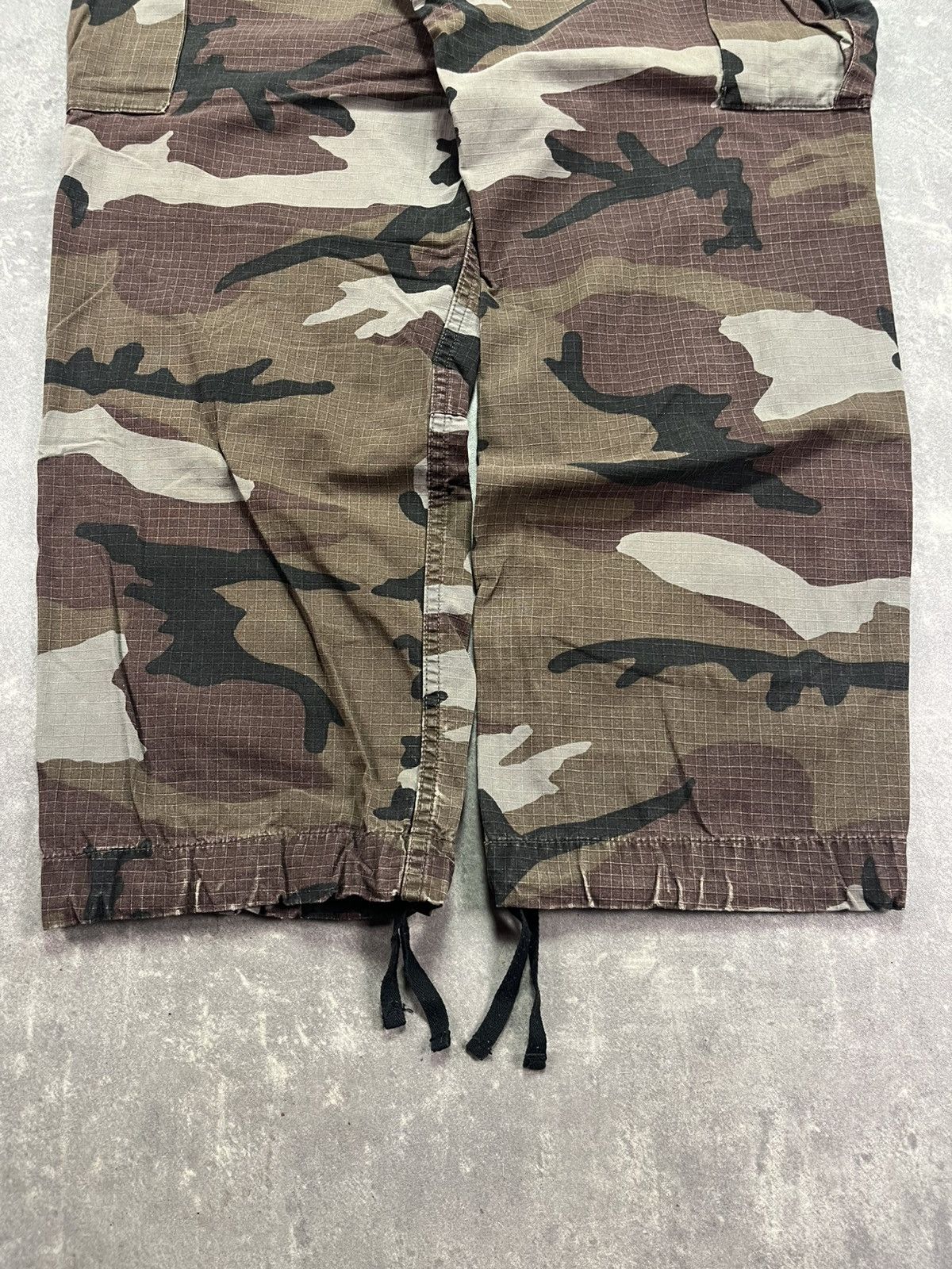 Carhartt Carhartt Camo Cargo Pants 31 32 Wide Leg Baggy Size US 32 / EU 48 - 13 Thumbnail