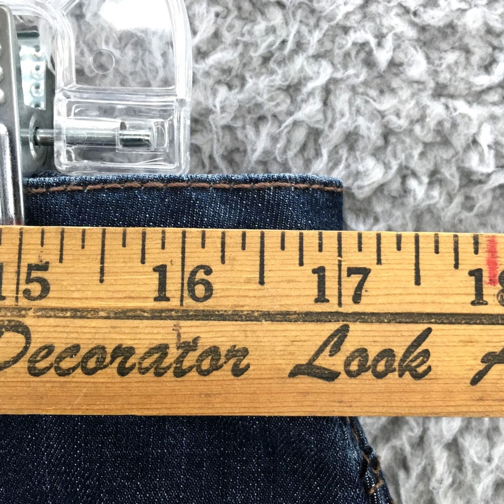 Calvin Klein Calvin Klein Cut Off Shorts Womens 10 Blue Denim High Rise Zip Fly Shorts Women 10 Blue Denim Casual Activewear Summer Womens Size 32" / US 10 / IT 46 - 6 Thumbnail