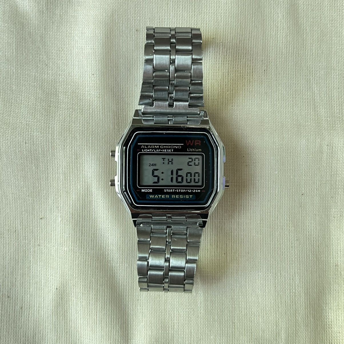 Jewelry x Vintage Y2K 2000S Vintage Style Stainless Steel Silver Digital Watch, Men's