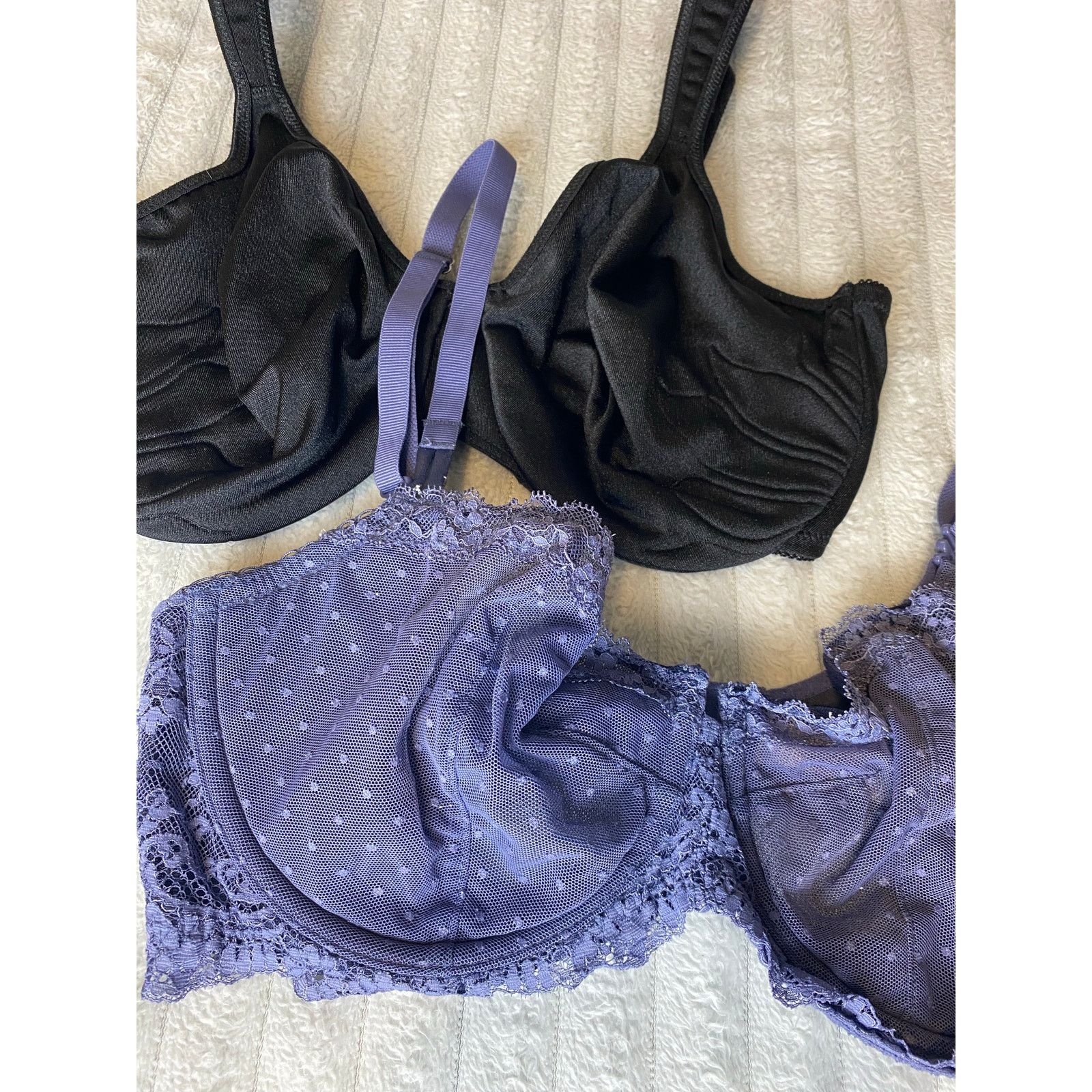 Victoria's Secret 34DD Bra Lot of (2) Victoria's Secret Blue, Maidenform Black Size ONE SIZE - 1 Thumbnail