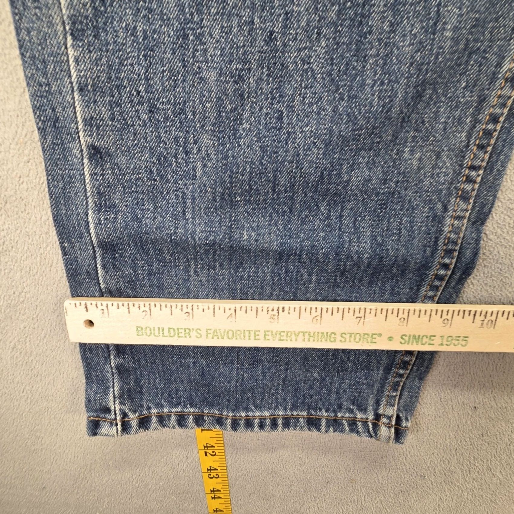 Levi's Levi's 505 Jeans Mens 40x31 Blue Medium Wash Regular Straight Distressed Pockets Logo Denim Cotton Zip Vintage No Size US 40 / EU 56 - 5 Thumbnail