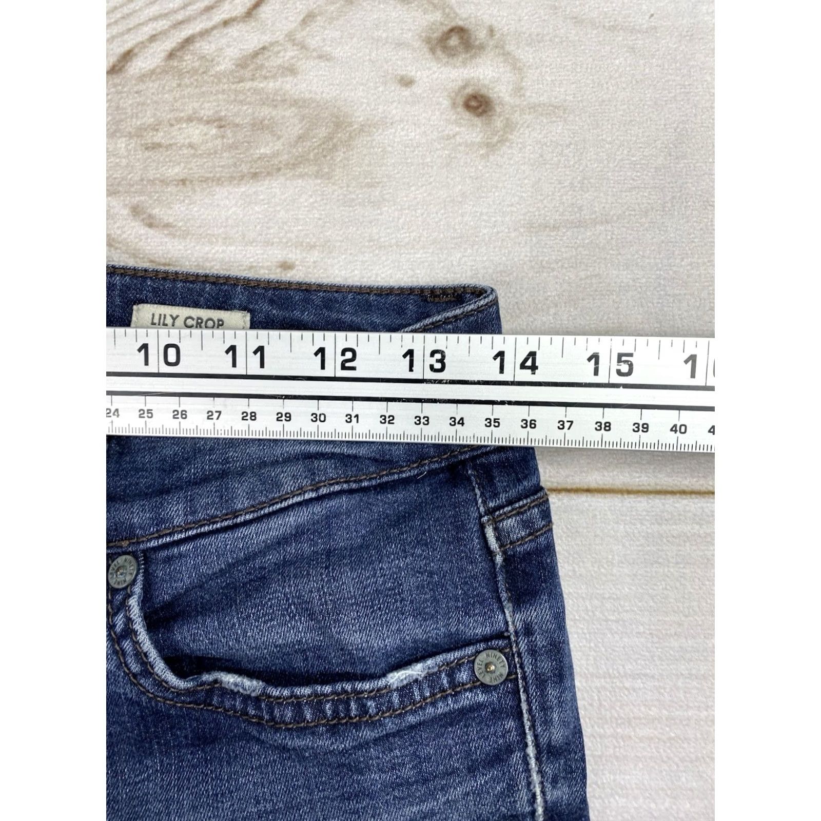 Vintage VINTAGE Level 99 Lily Crop Jeans Womens 27 Dark Distressed Skinny Stretch Denim Blue Cotton Blend Slim Crop Womens Size 27" / US 4 / IT 40 - 5 Thumbnail
