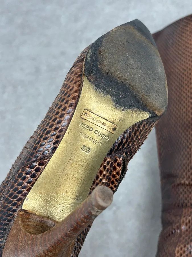 Dolce & Gabbana 2000s Dolce & Gabbana Brown Python Leather Knee-High Heeled Boots Size US 8 / IT 38 - 14 Thumbnail