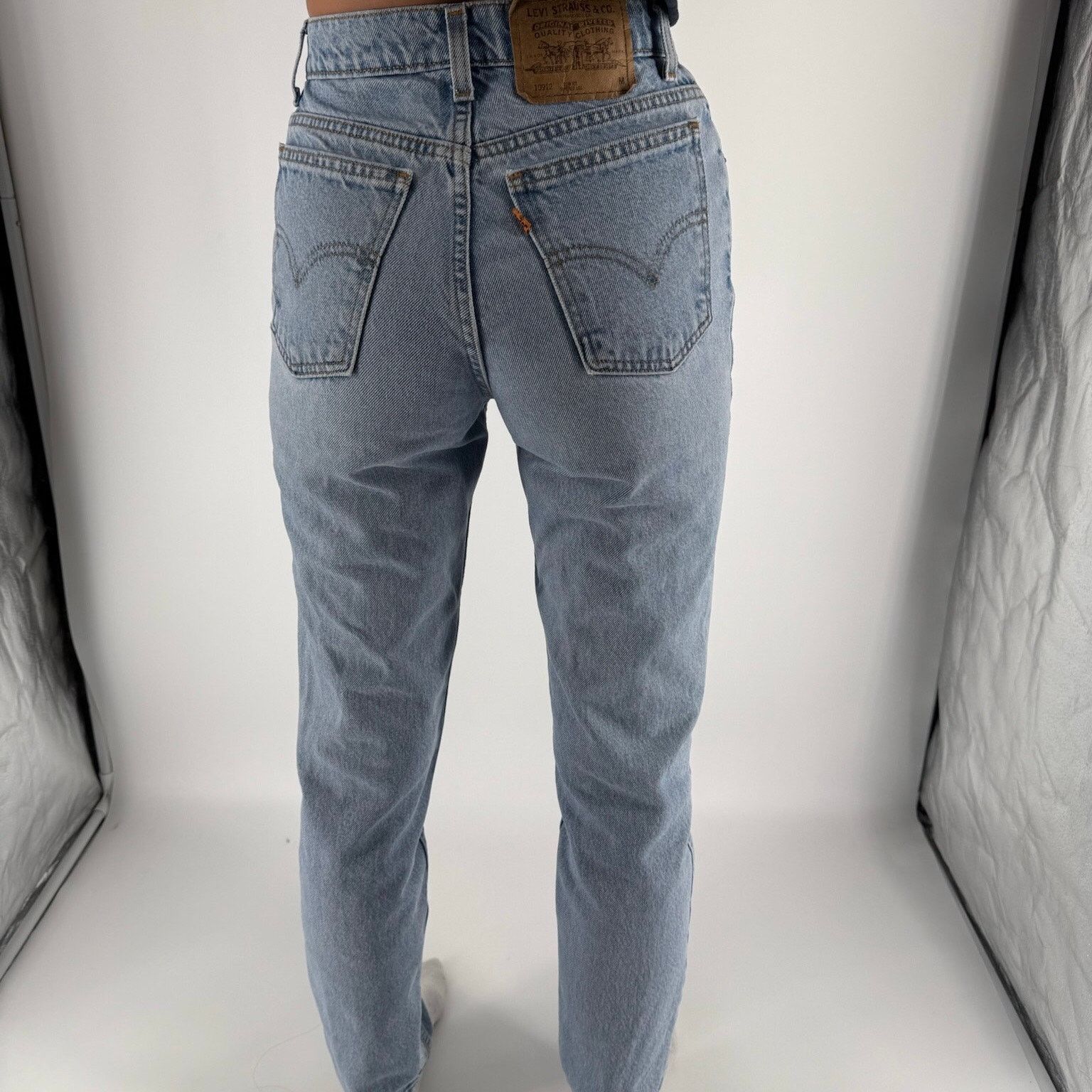 Levi's × Vintage 90s Levis 912 slim fit jeans 1990s vintage Size 27" / US 4 / IT 40 - 2 Thumbnail