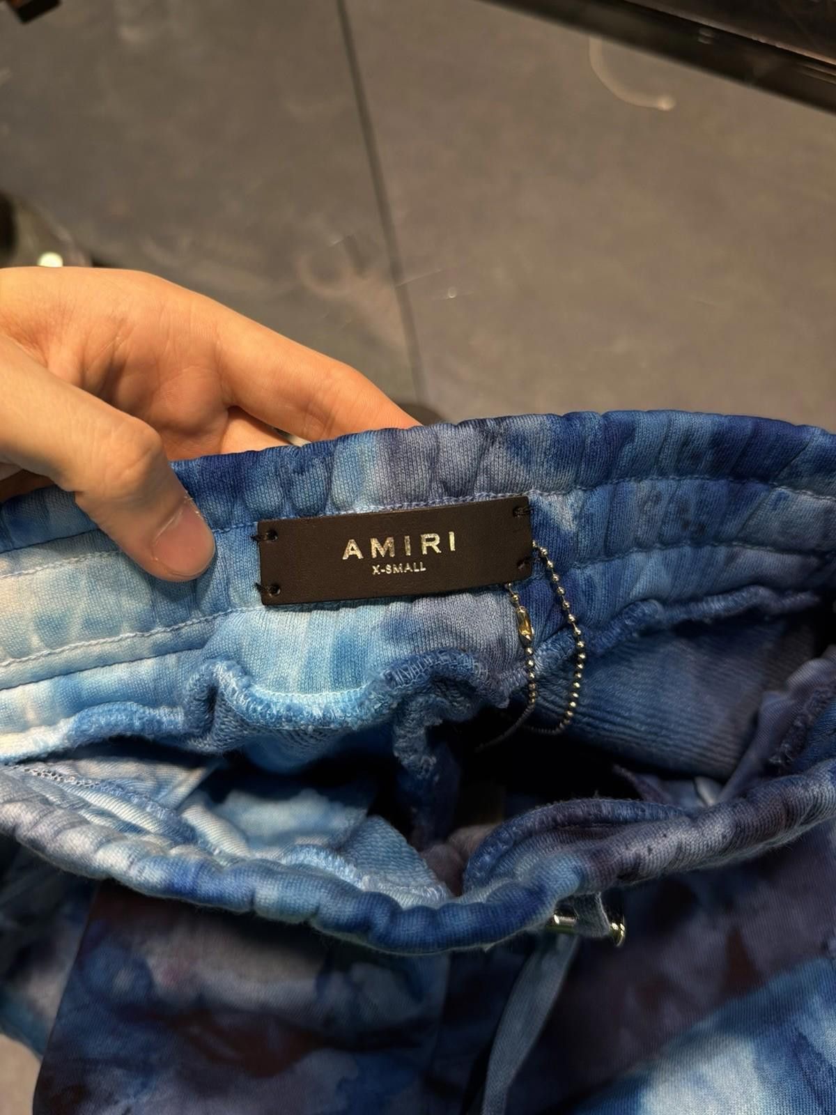 Amiri AMIRI TIE DYE MA SWEATSHORTS S22MJL025 SIZE (XS) New Blue Size US 28 / EU 44 - 10 Thumbnail