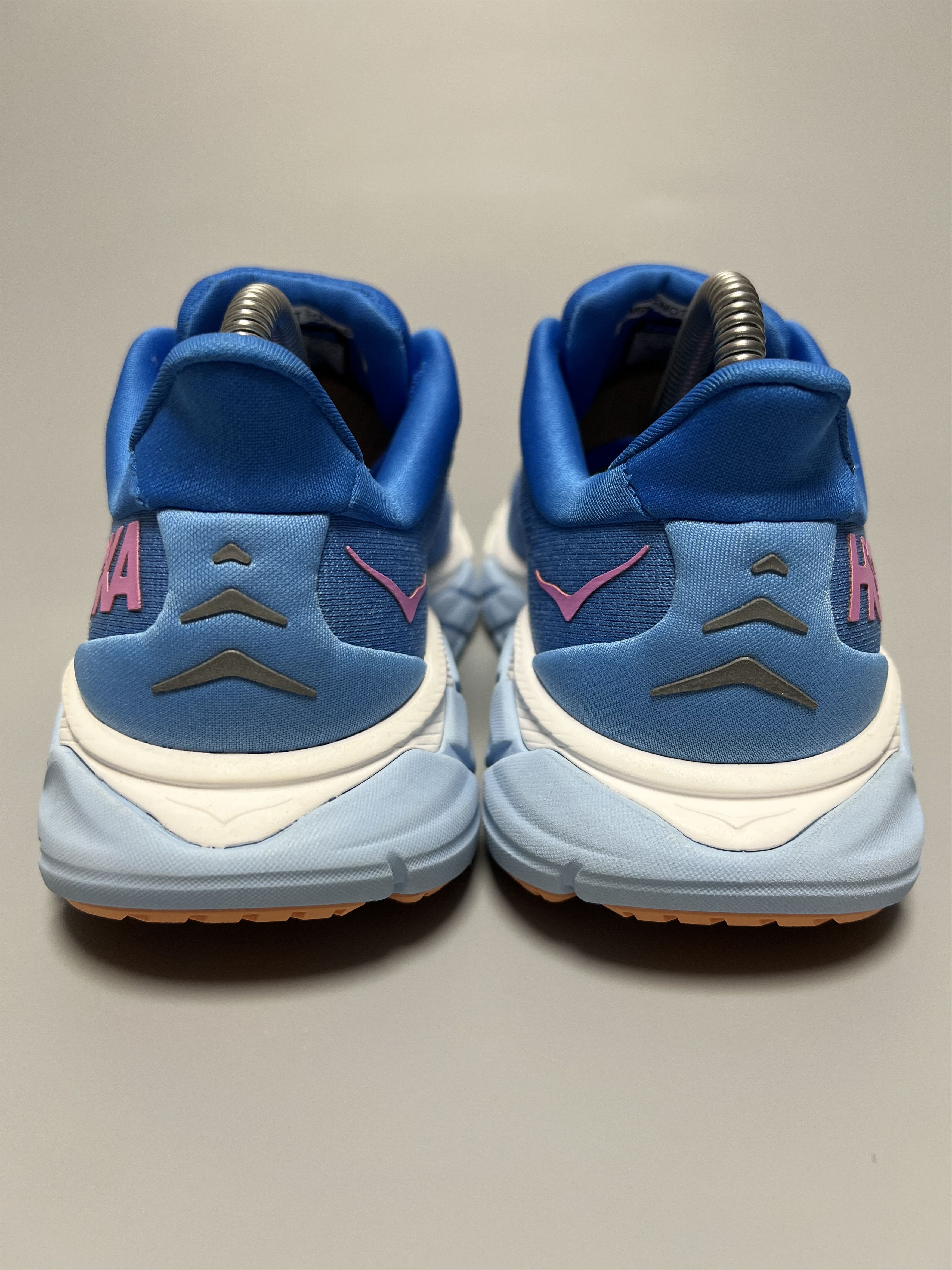 Hoka 7B Hoka One One Arahi 6 Running Shoes 1123195-AACS Size US 7 / IT 37 - 3 Thumbnail